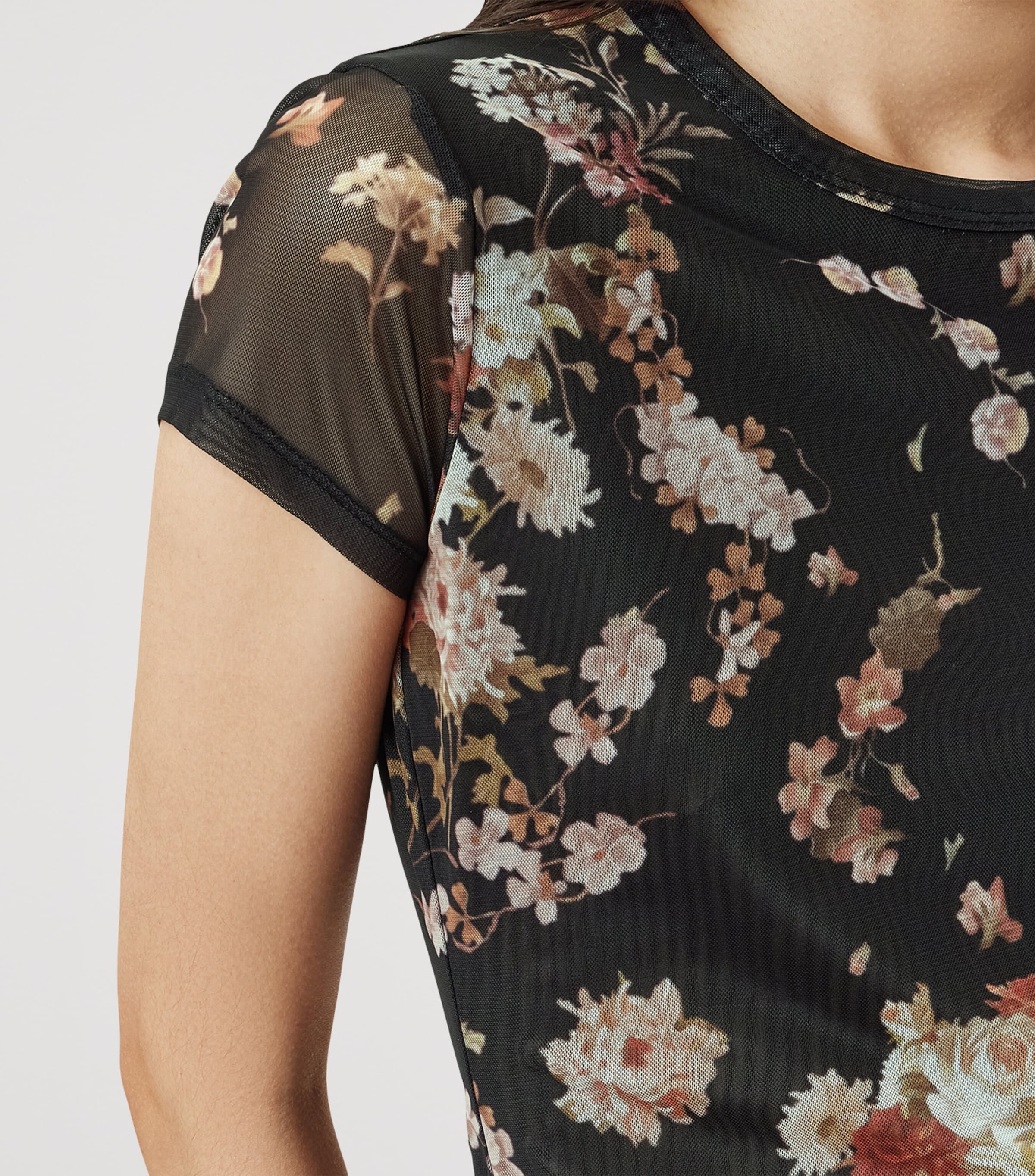 Floral Print Ellie T-Shirt ARMADA BLACK Image 6