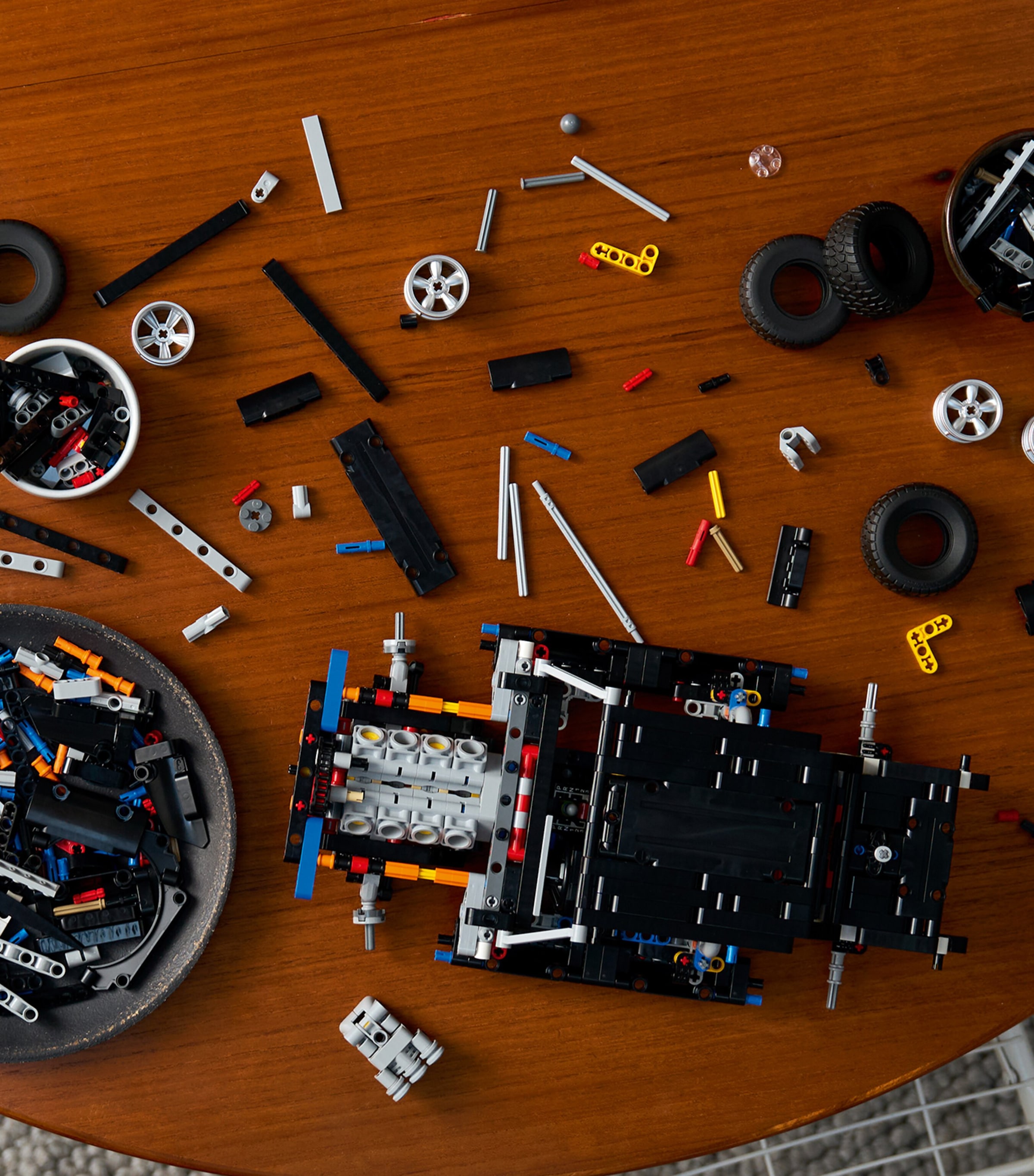 Lego Technic Fast and Furious Dodge Charger R/T Car 42231 Image 3