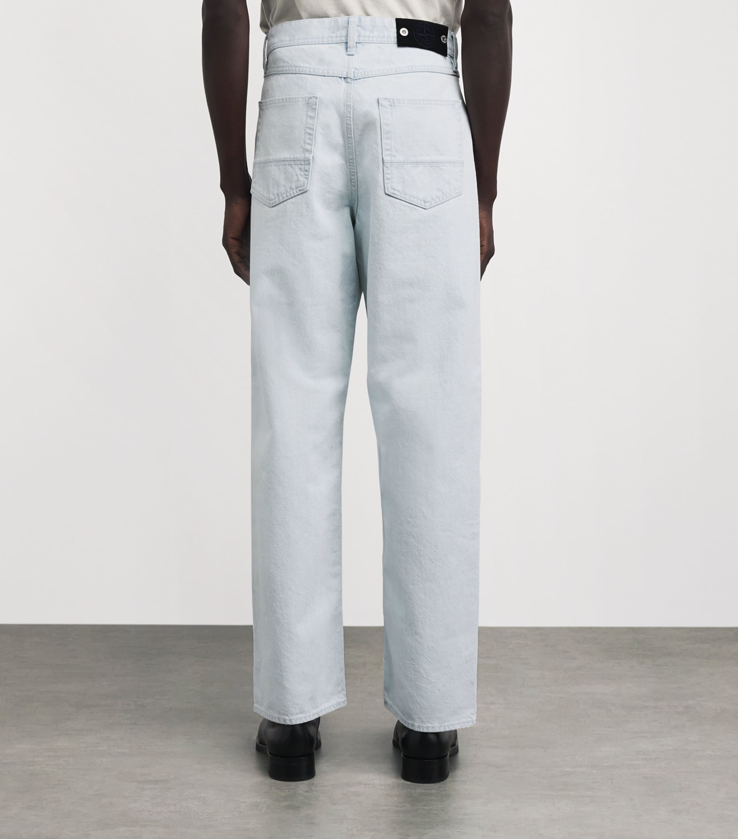 Ultra-Bleached Loose-Fit Jeans VJ203 Image 5