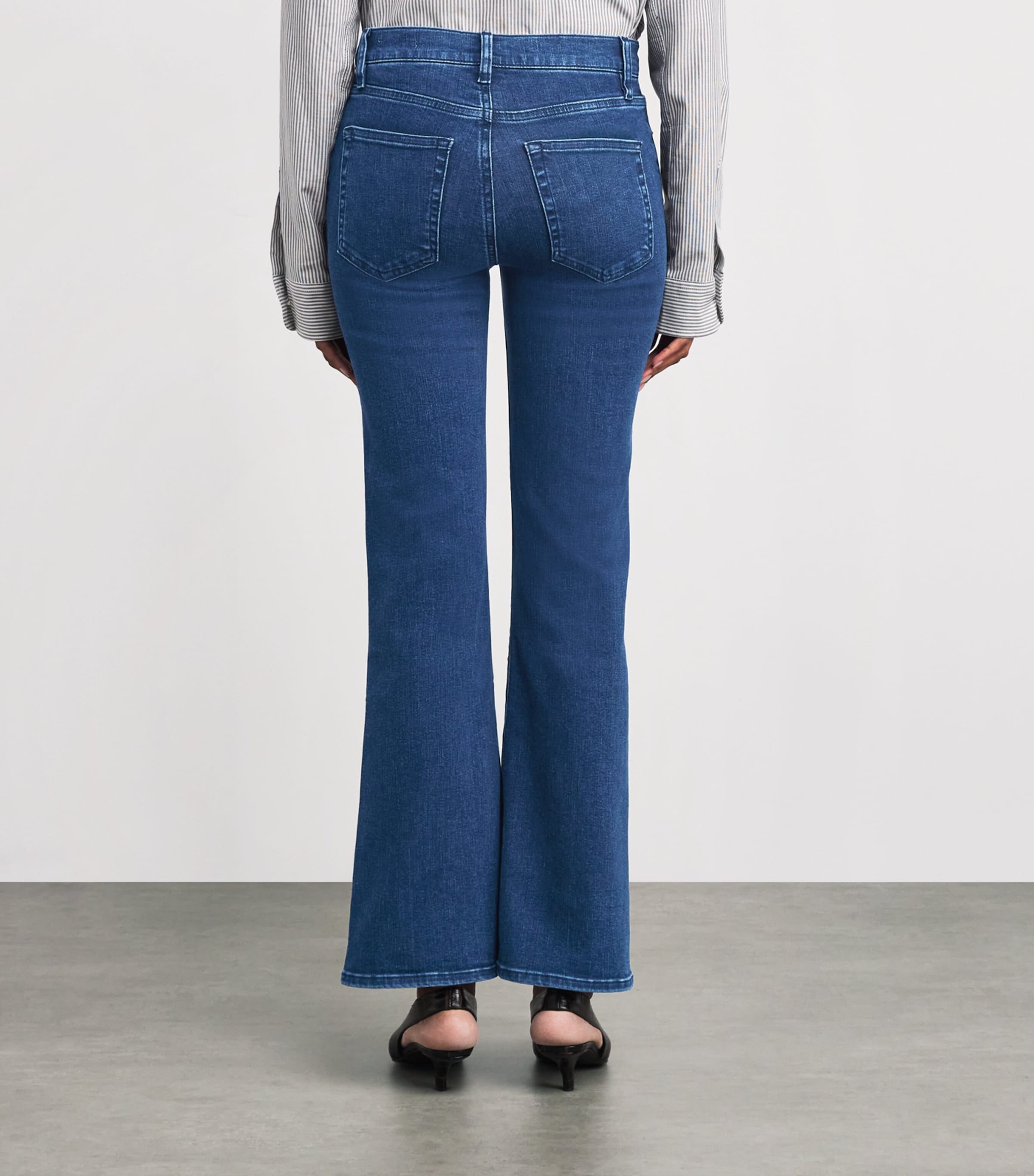 The Icon Flared Jeans LONER Image 4