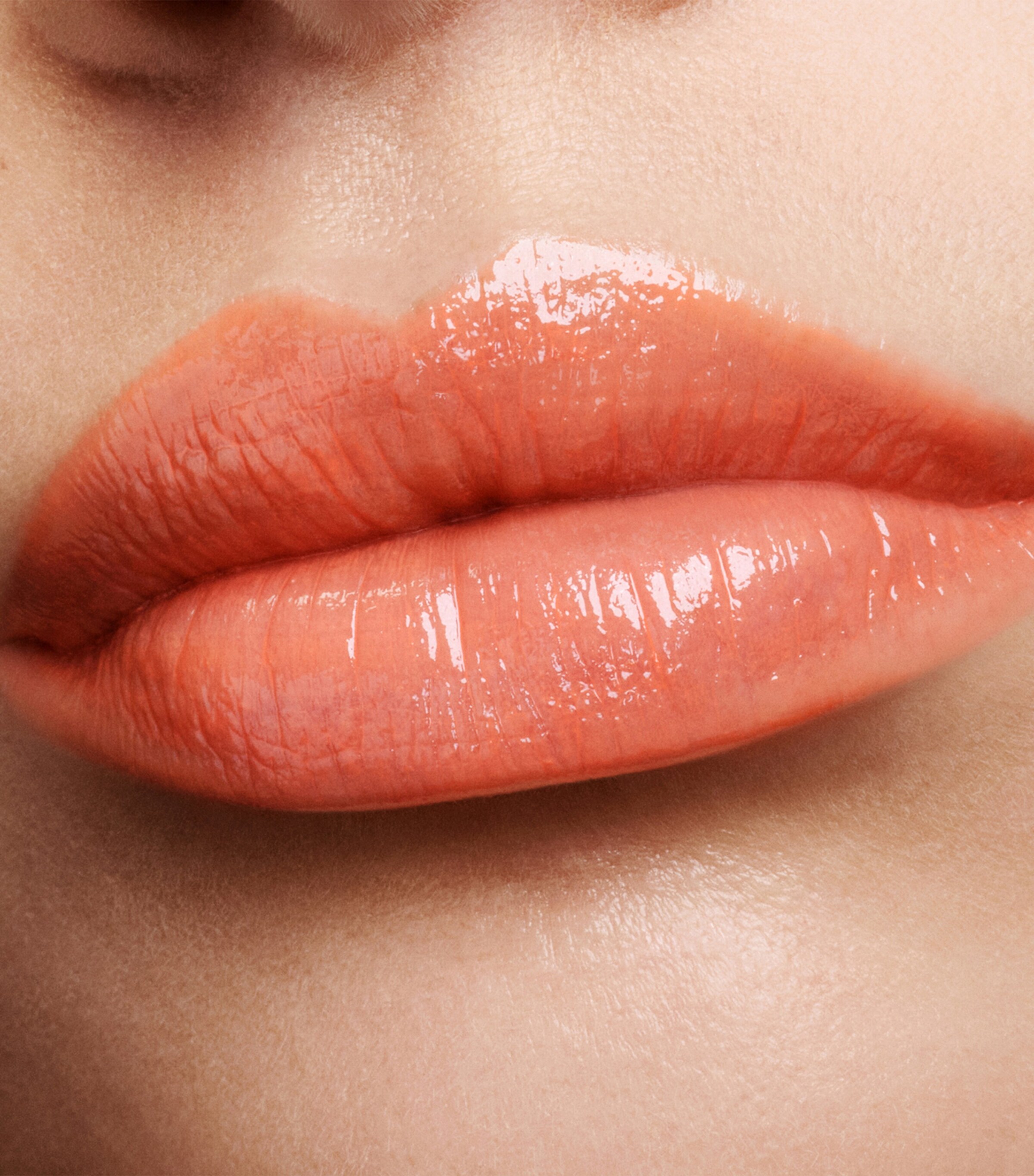 Soleil Tinted Lip Balm 02 JETSET Image 4