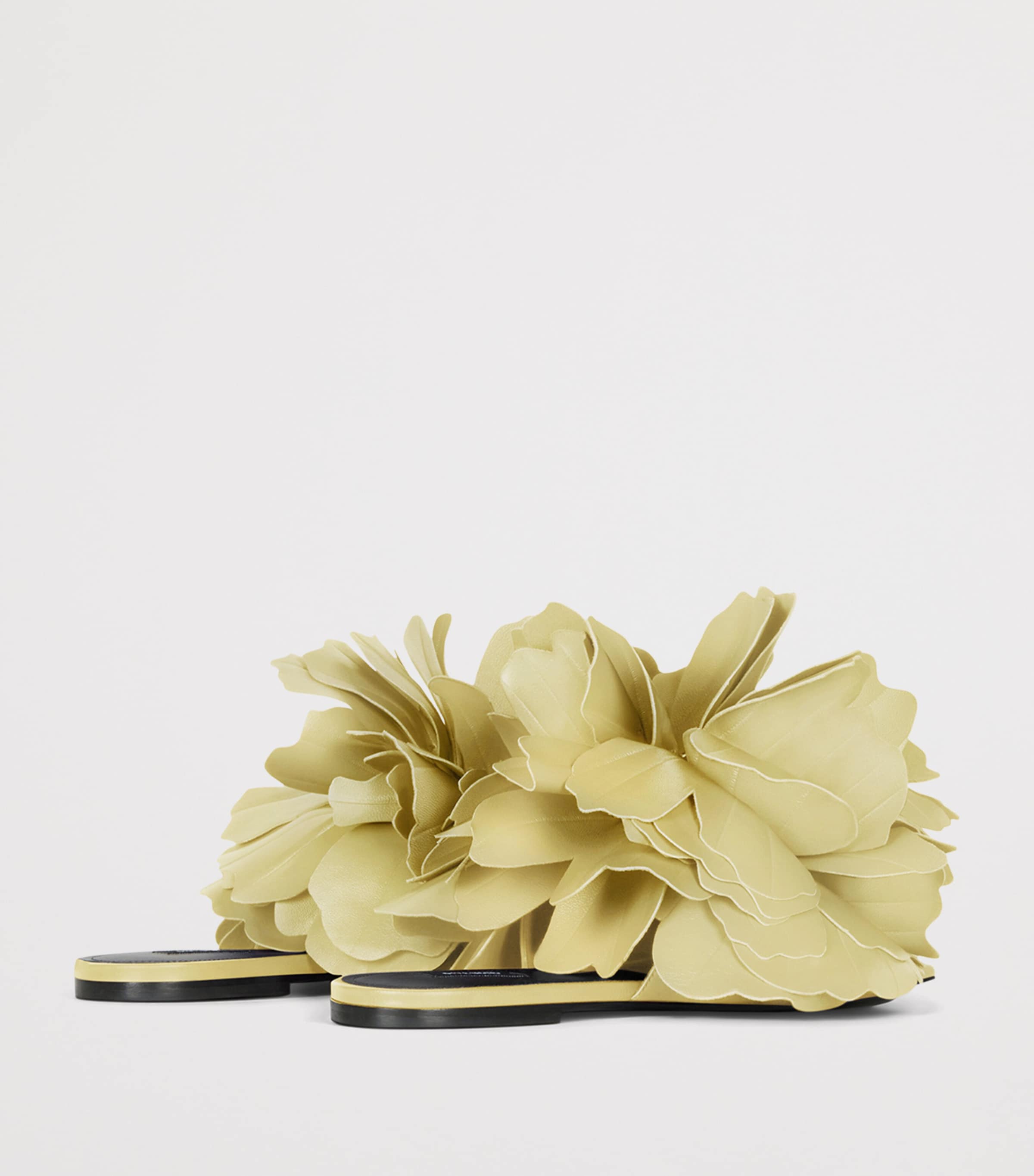 Givenchy Leather Boudoir Rose Sandals Pale Yellow Image 4
