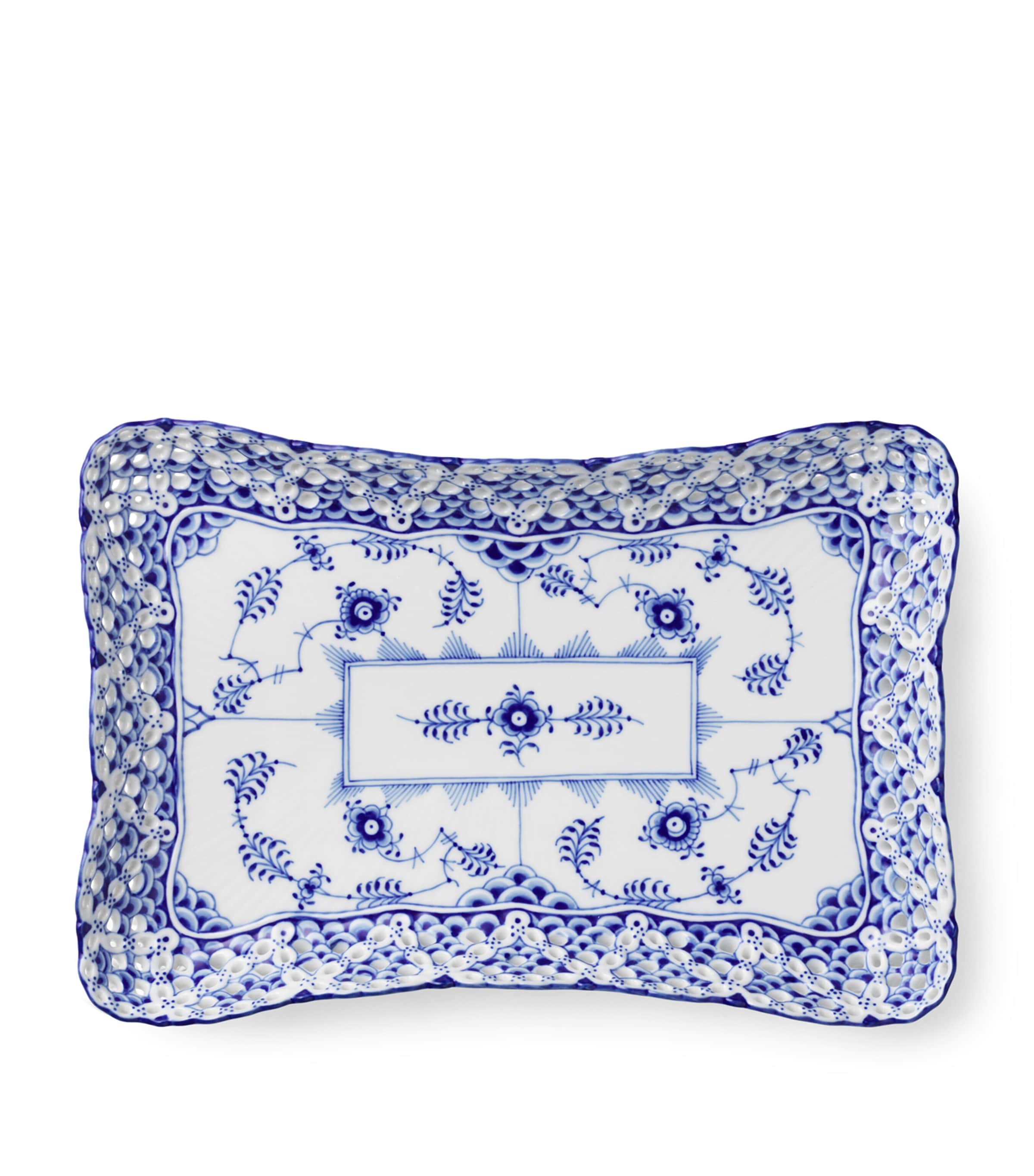 Blue Fluted Full Lace Dish (23cm) BLUE Image 5