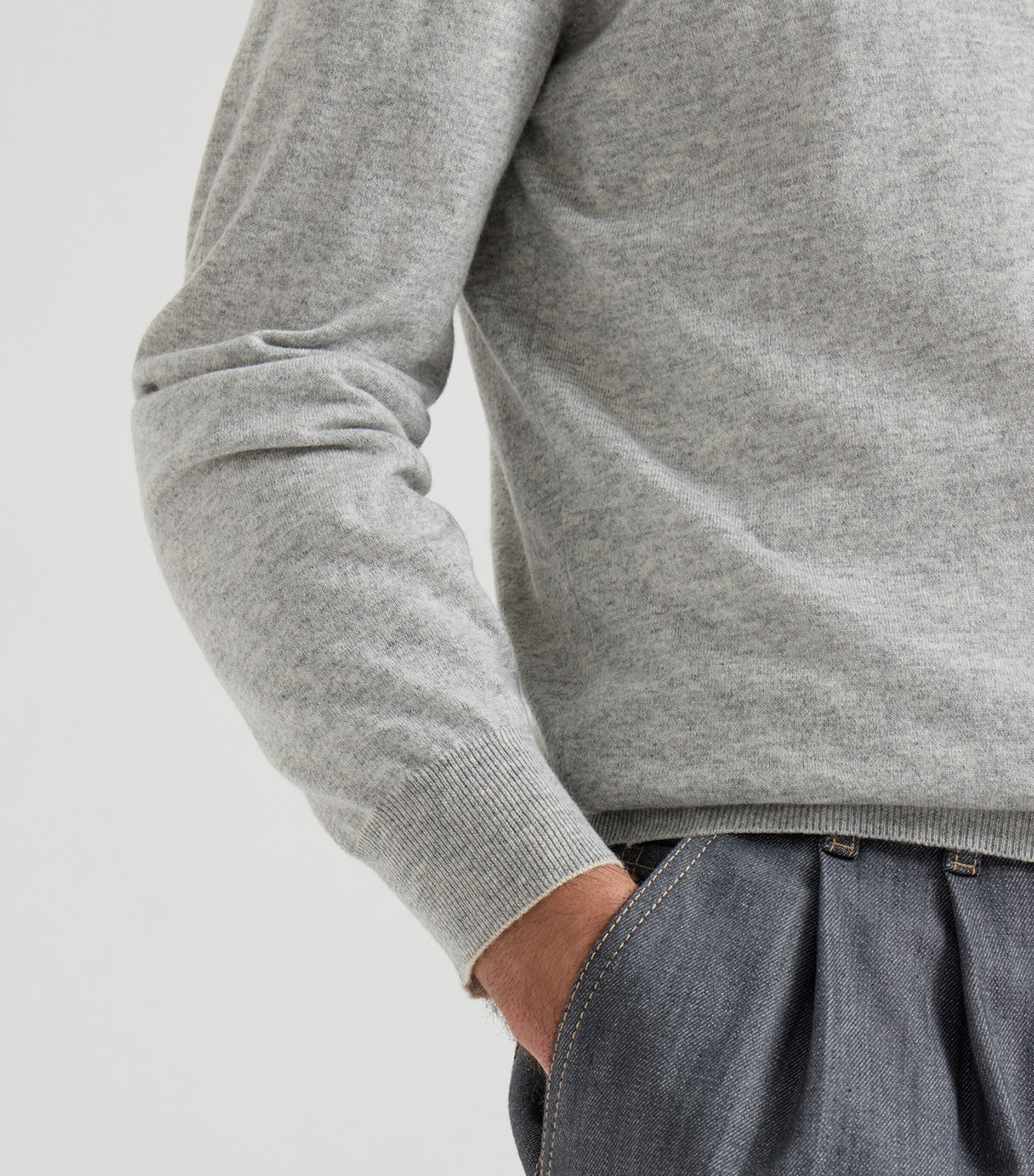Brunello Cucinelli Mens Cashmere Crew-Neck Sweater Image 6