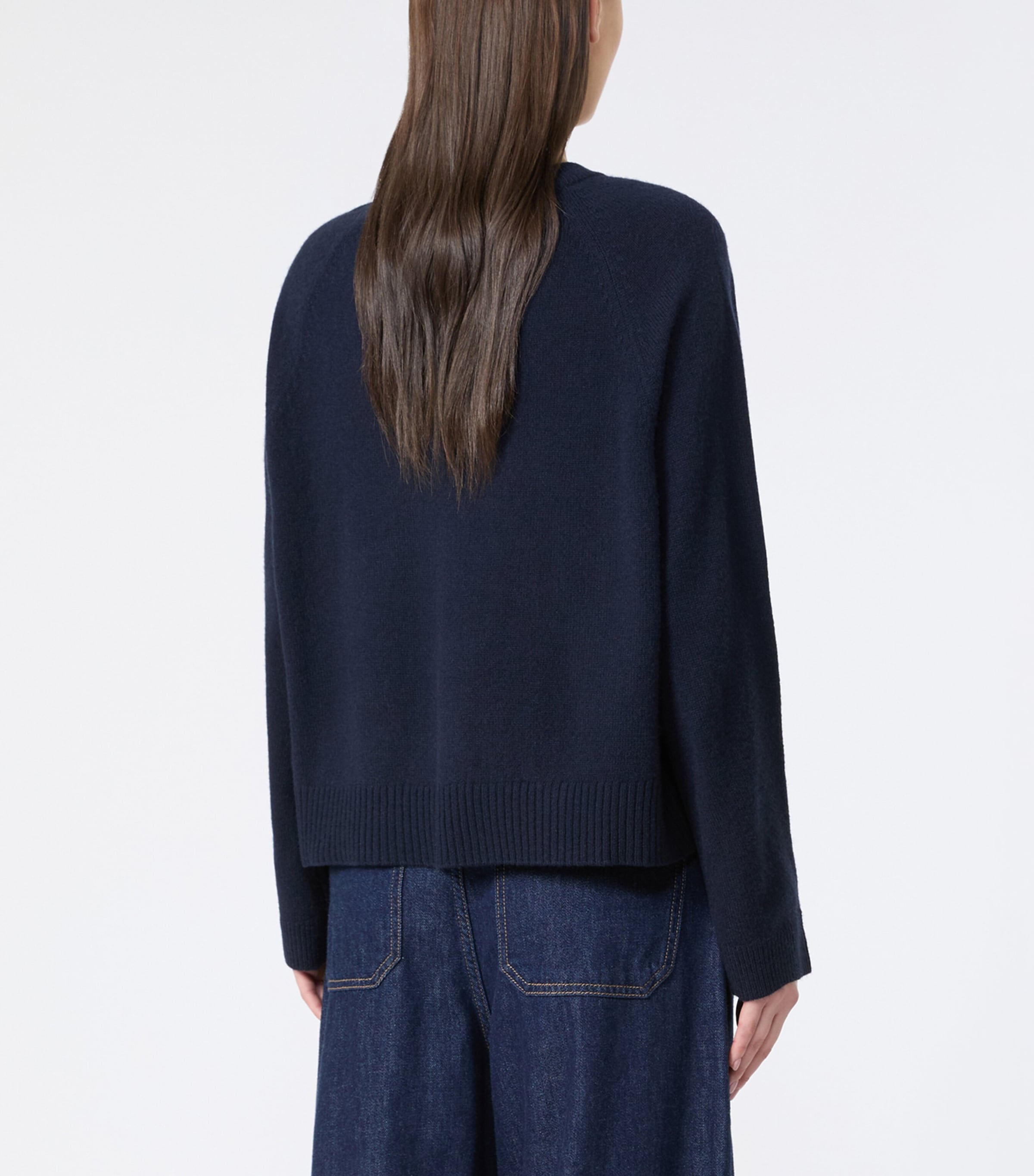 Weekend Max Mara Womens Cashmere V-Neck Sweater Navy Image 3