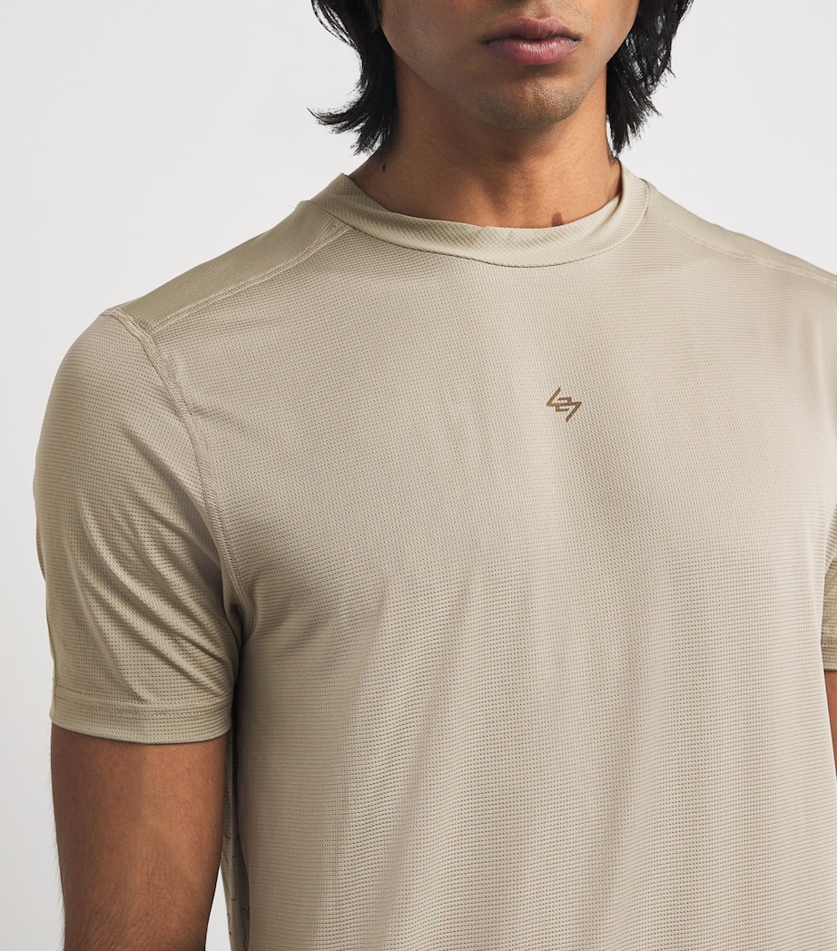 247 Contour Run T-Shirt PEBBLE Image 6