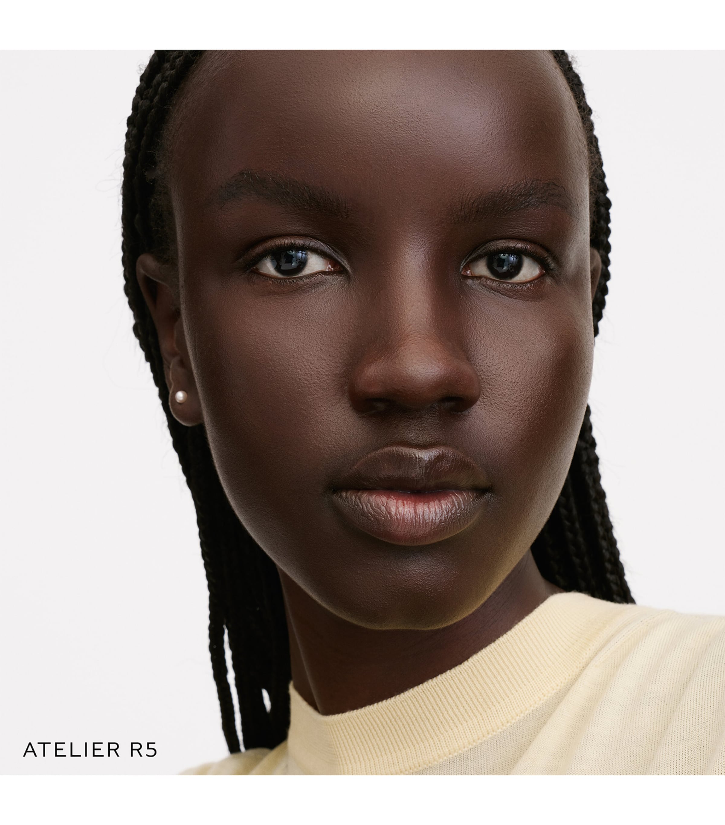 Westman Atelier Suprême Bio-Complex Liquid Foundation Atelier Image 2