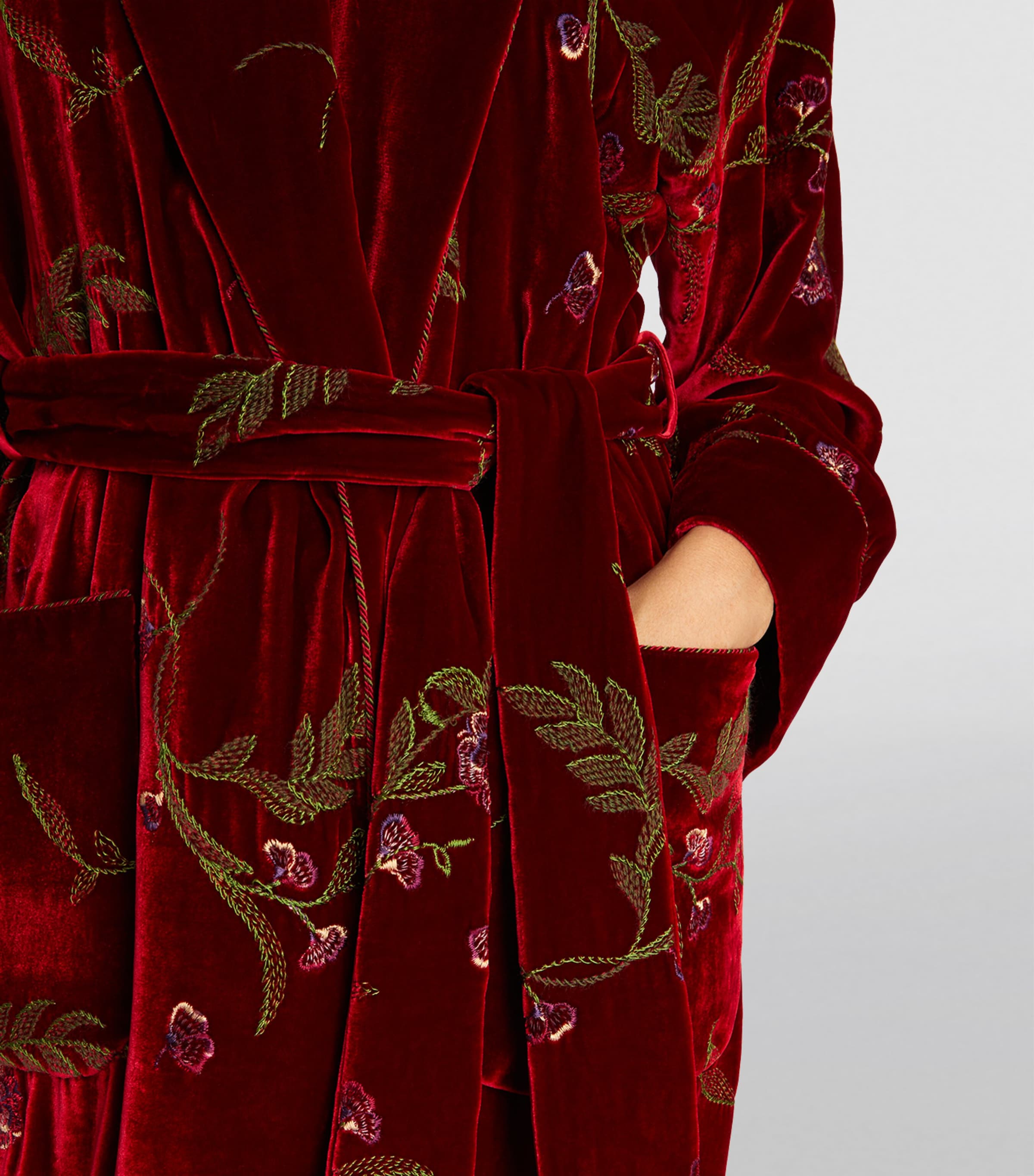 Embroidered Velvet Robe RED Image 6