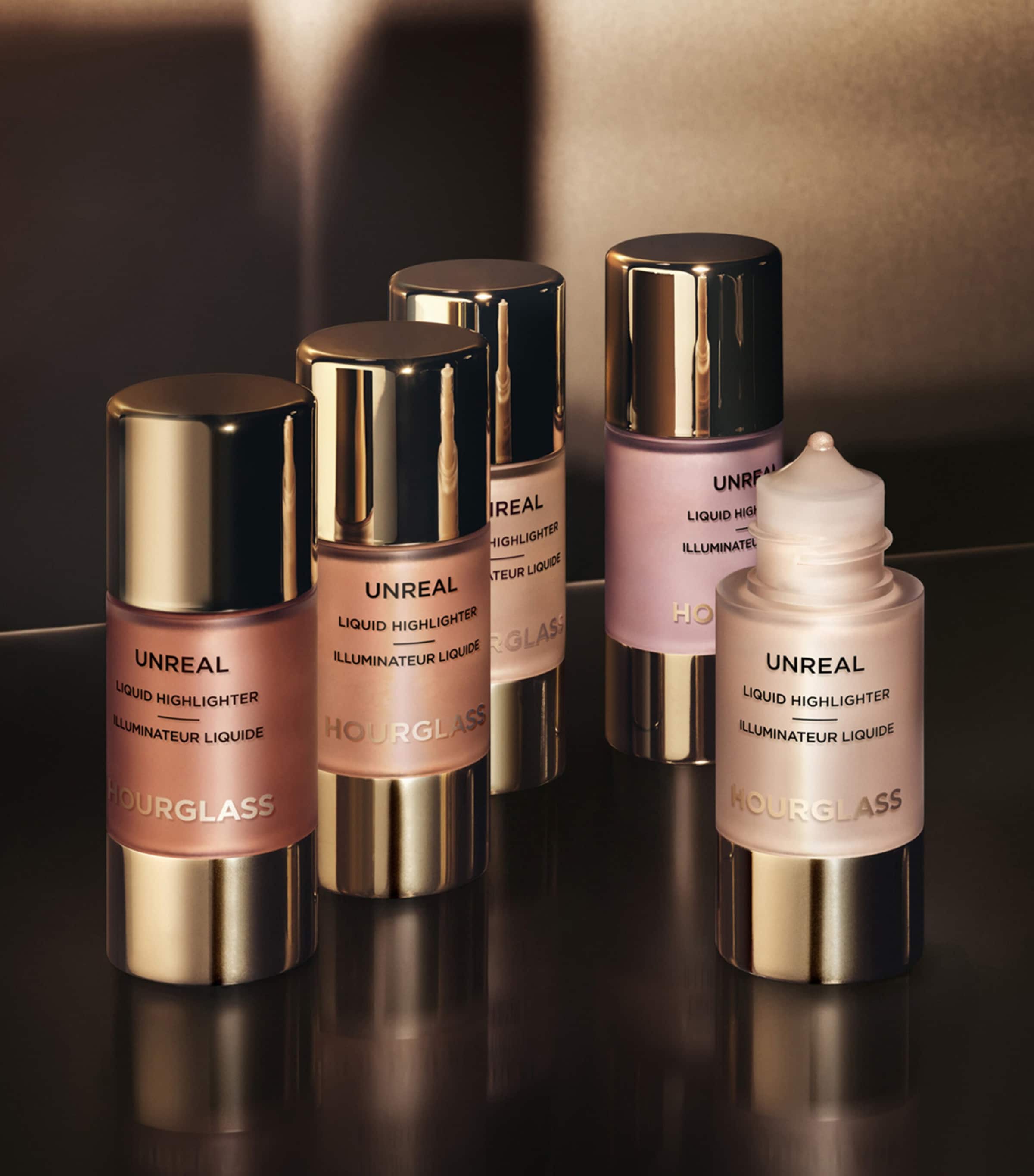 Hourglass Unreal Liquid Highlighter Divine Image 5