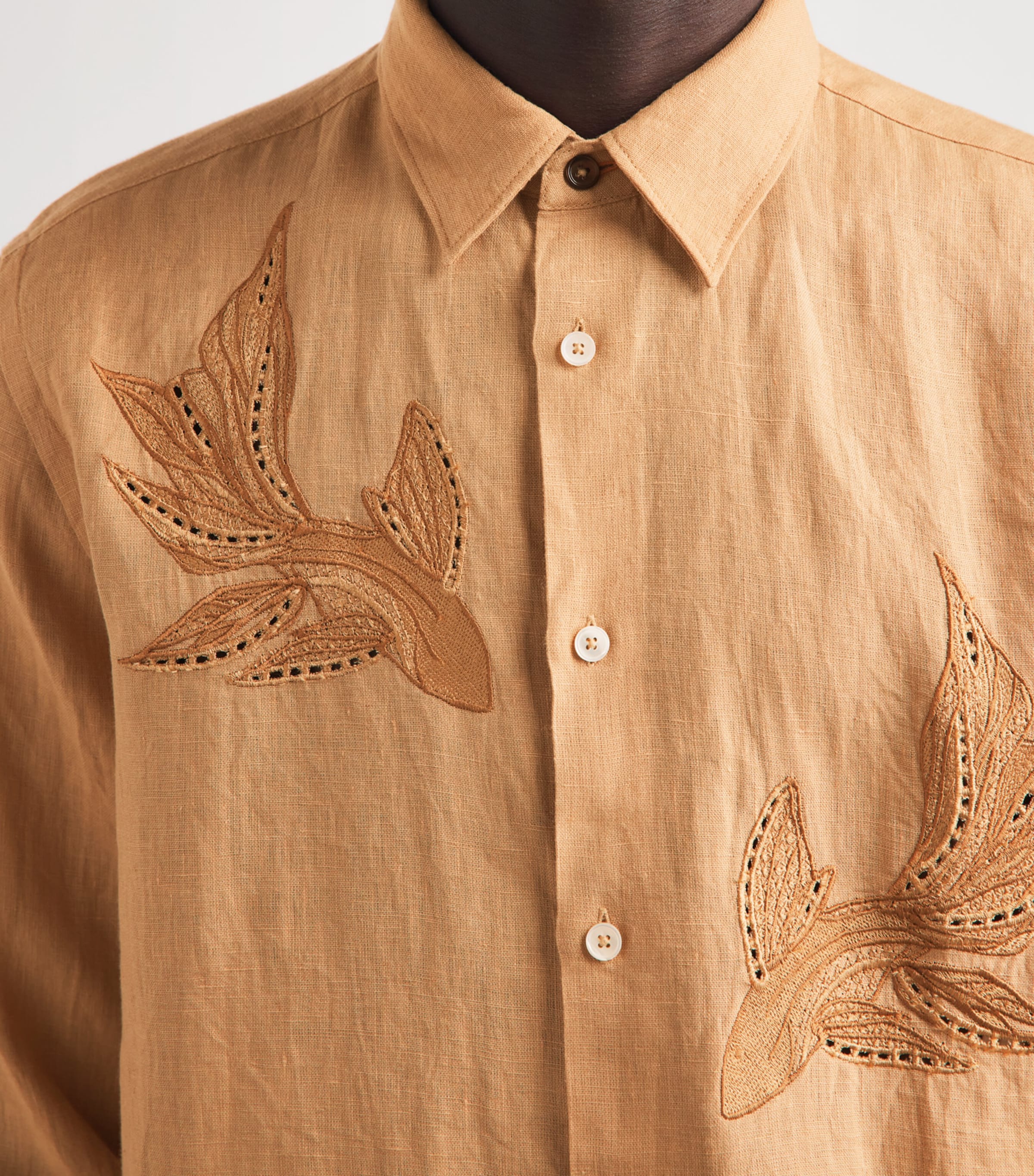 Paul Smith Mens Fish-Embroidered Linen Shirt Image 3