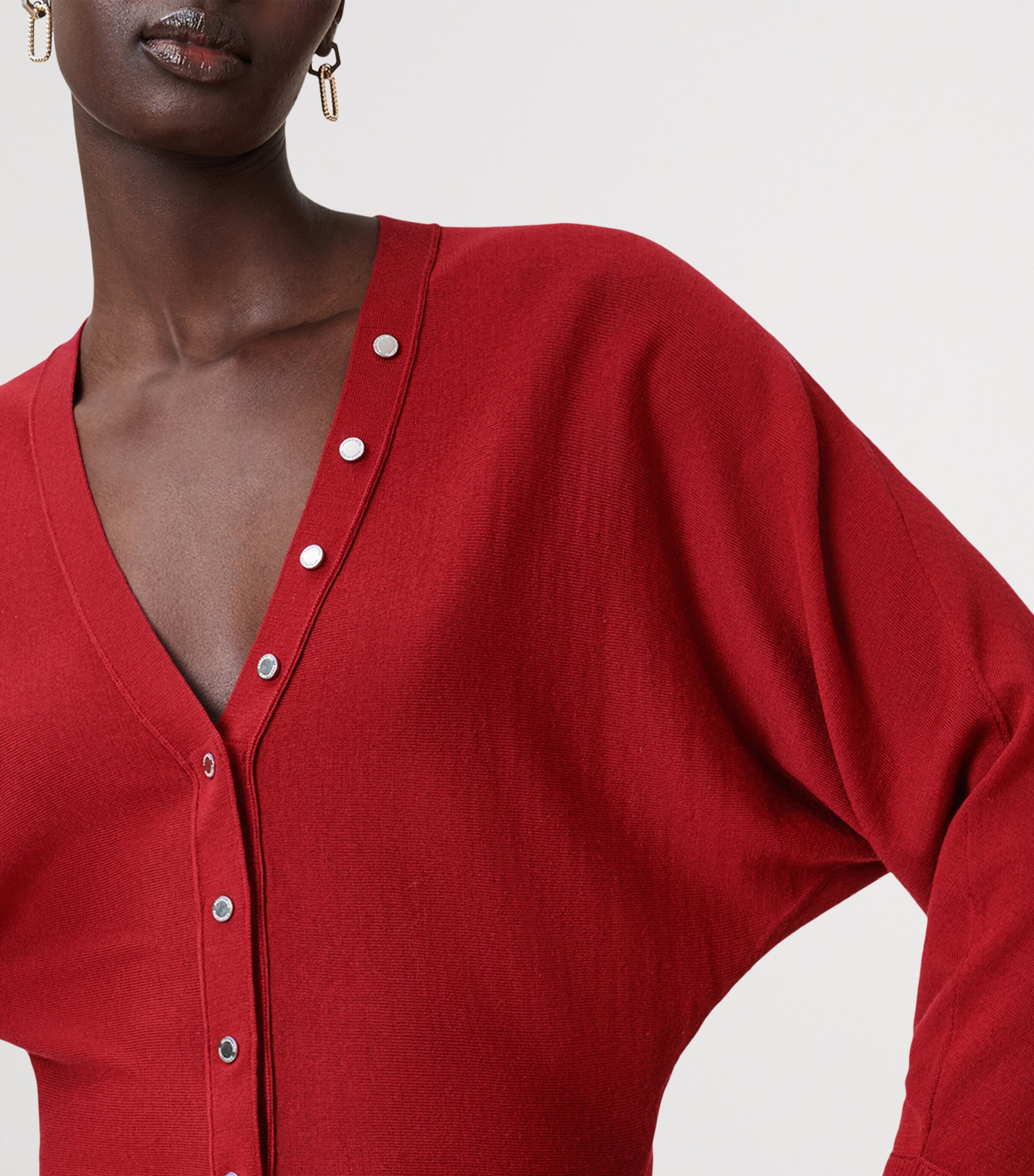 Wool Honor V-Neck Cardigan CRIMSON RED Image 3
