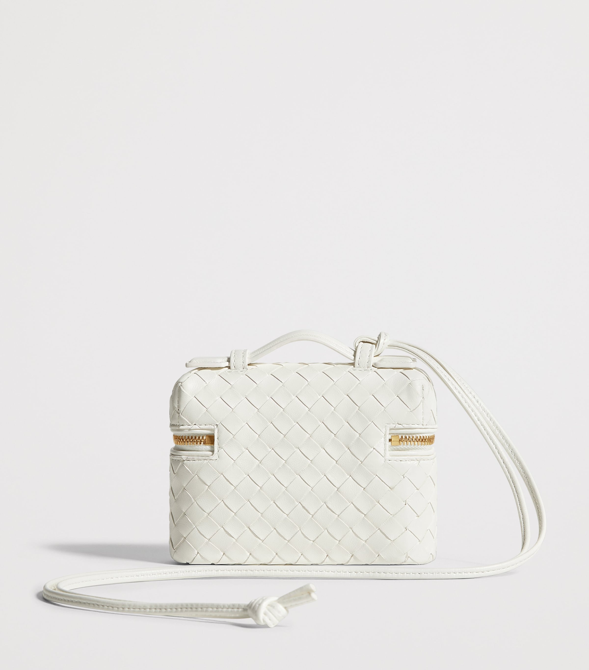 Bottega Veneta Candy Lambskin Intrecciato Bang Bang Pouch Image 5