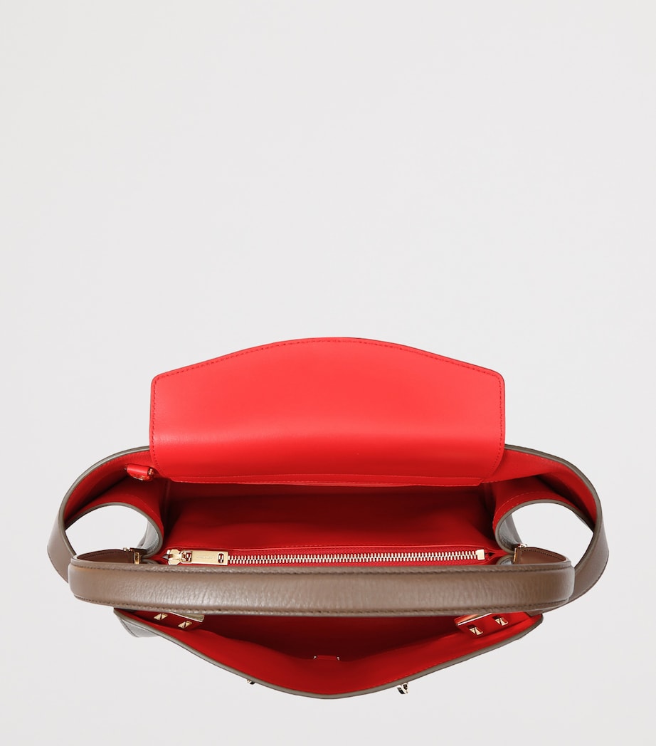 Leather Hug Soft Shoulder Bag BROWN Image 2