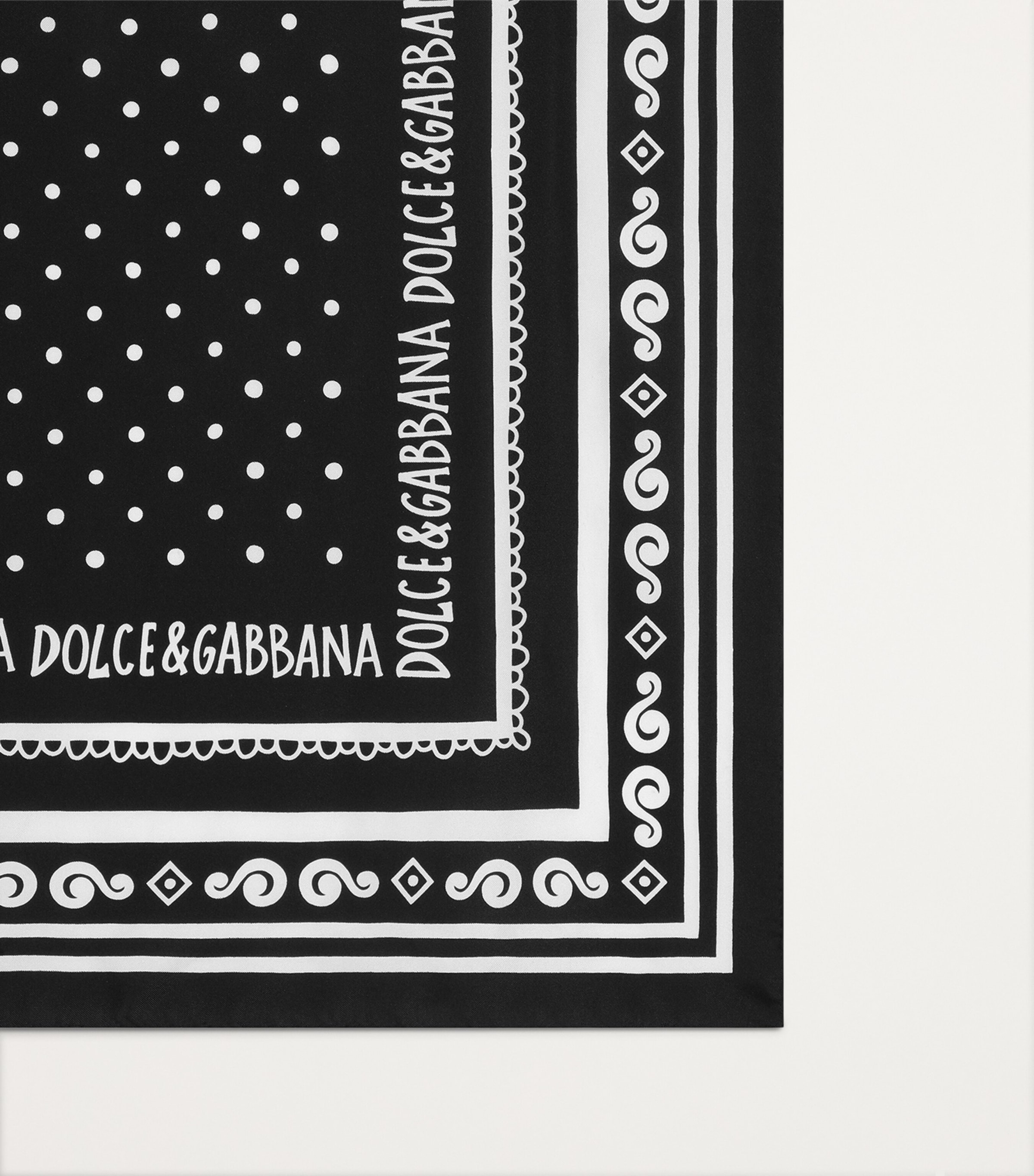 Silk Logo Print Scarf HN9QA-NERO Image 2