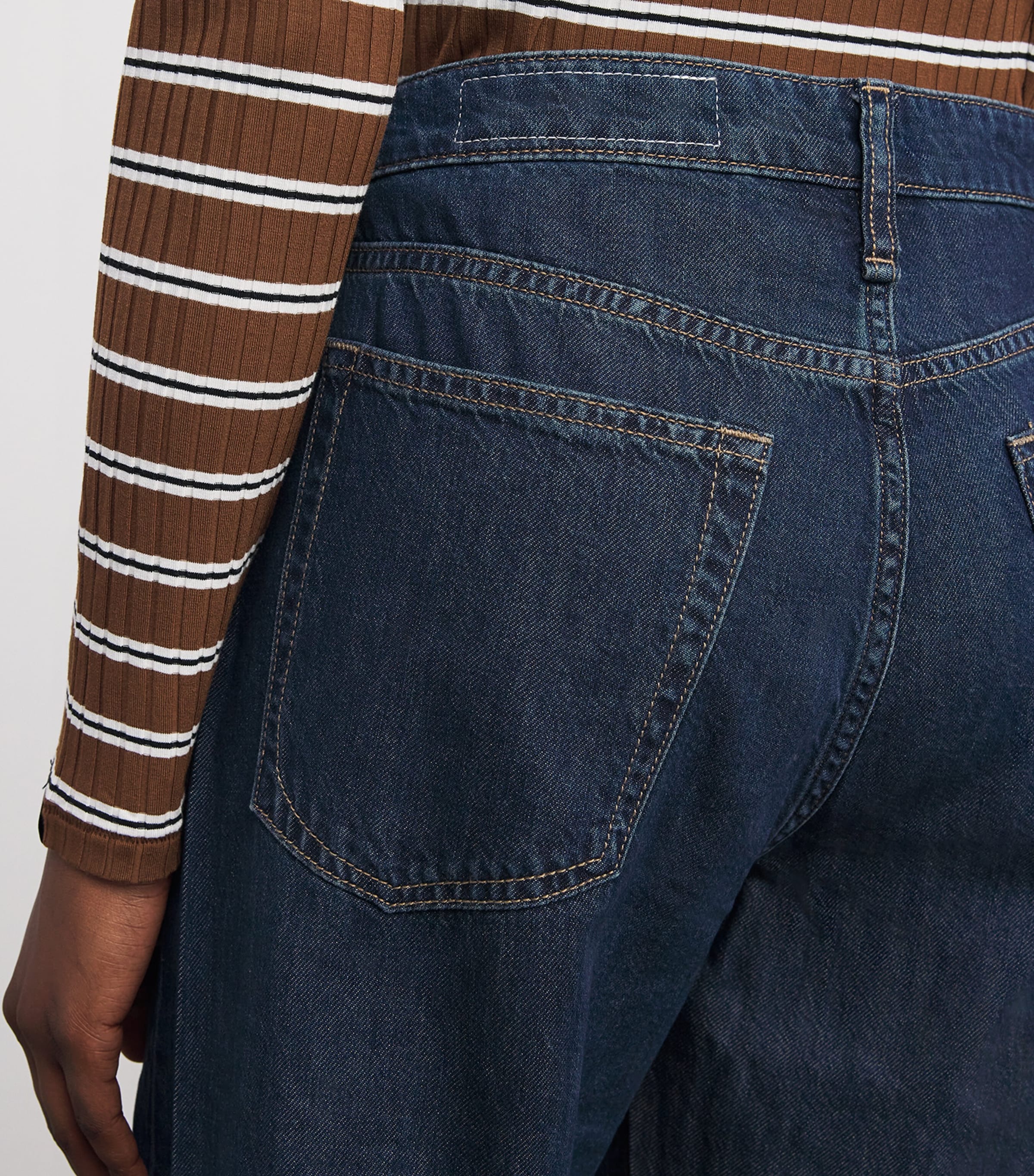 Logan Mid-Rise Wide-Leg Jeans WELBK Image 6