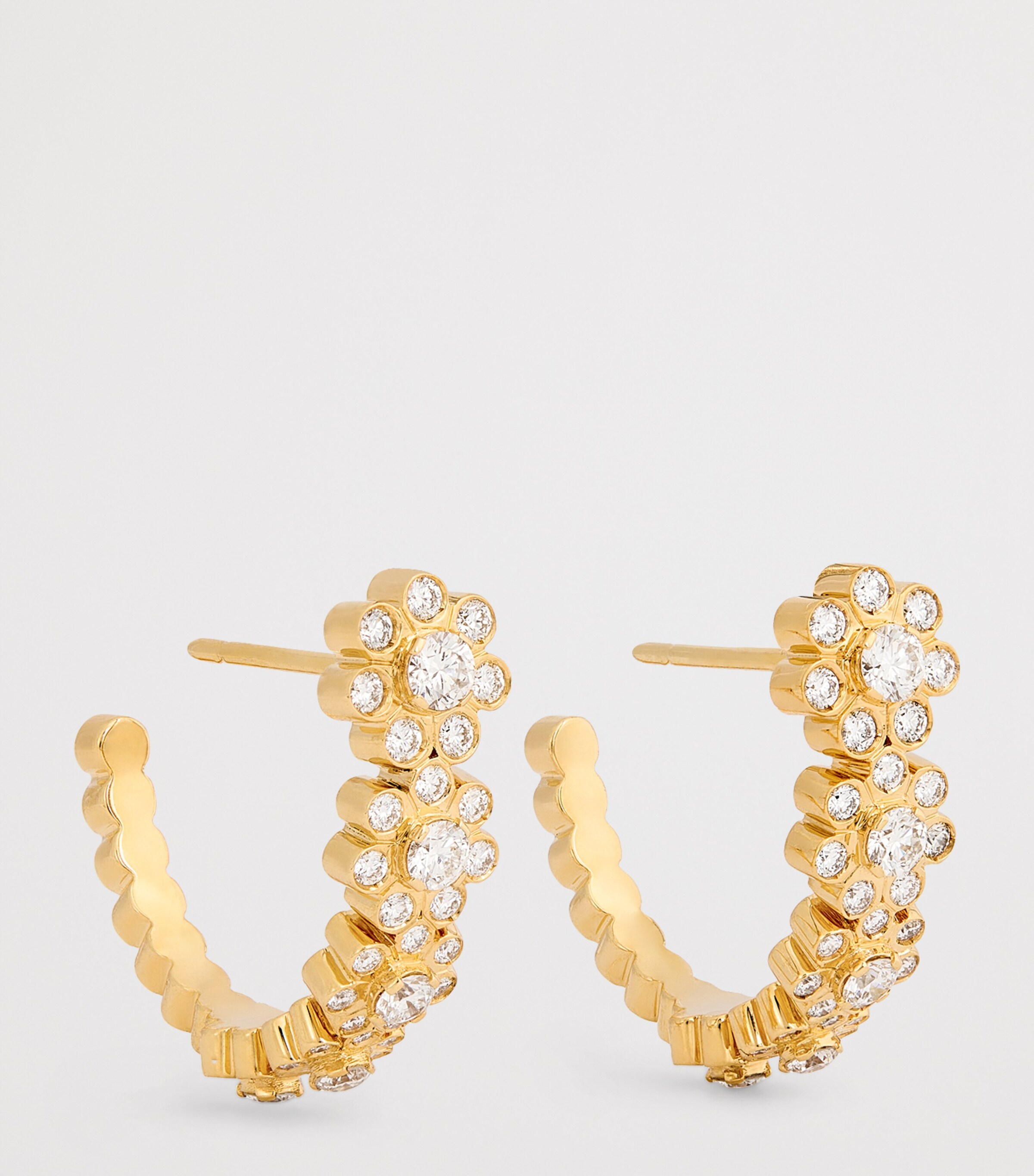 Sophie Bille Brahe Yellow Gold and Diamond Boucle Fleurs Hoop Earrings Yellow Gold Image 3