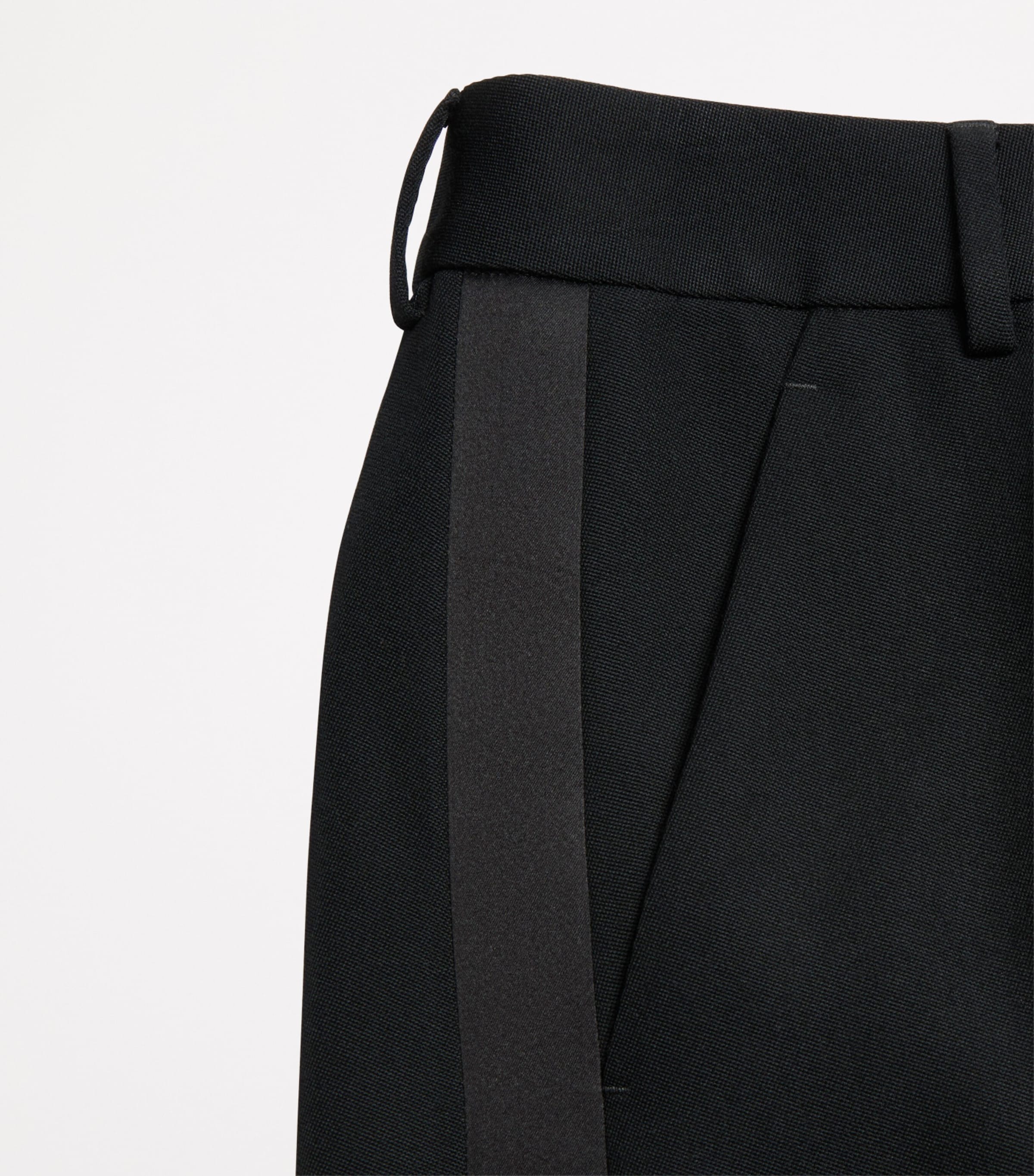 Valentino Black Virgin Wool Wide-Leg Trousers | Harrods DE Valentino Black Virgin Wool Wide-Leg Trousers | Harrods DE