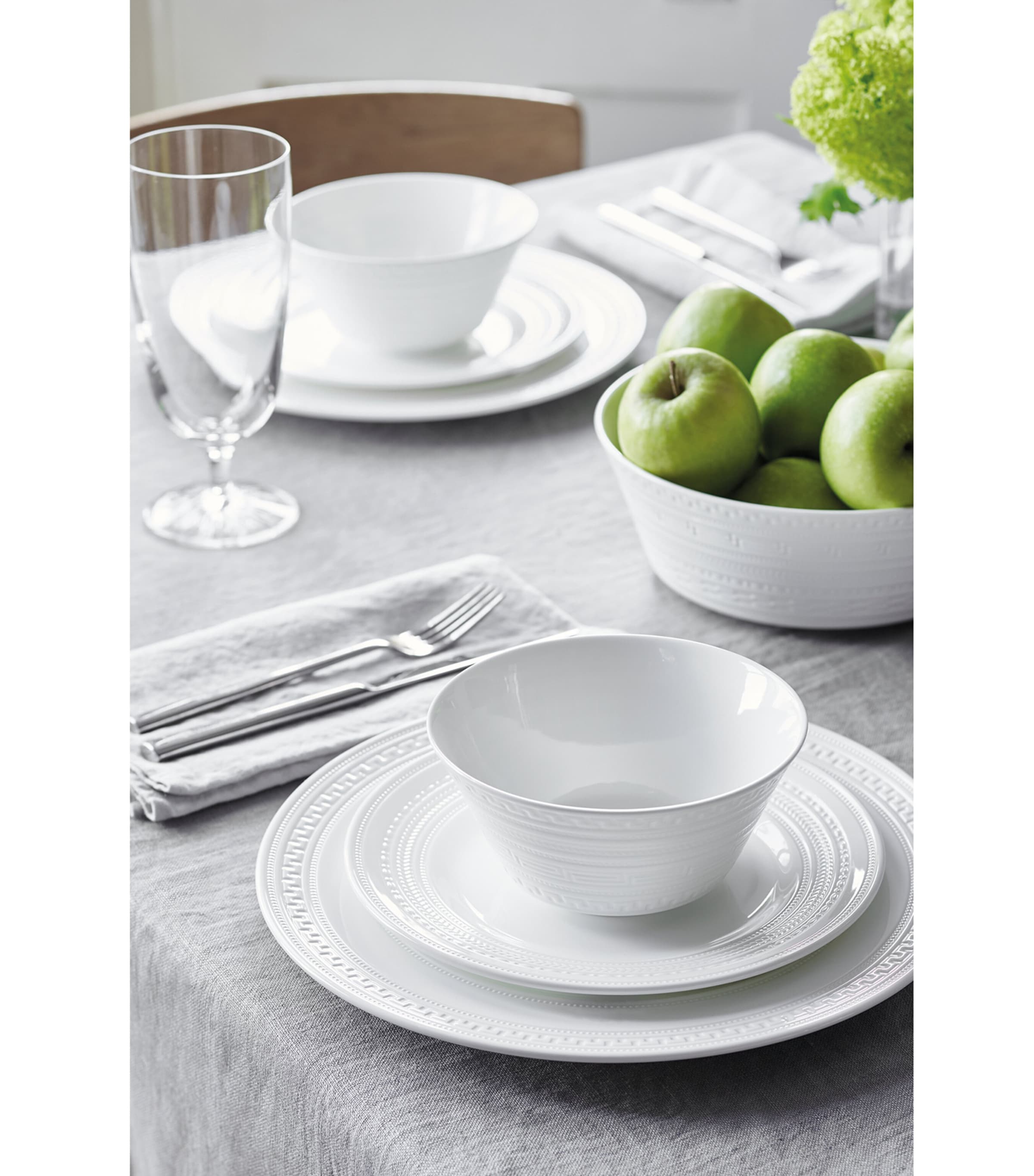 Wedgwood Bone China Intaglio All Purpose Bowl (11cm) White Image 5