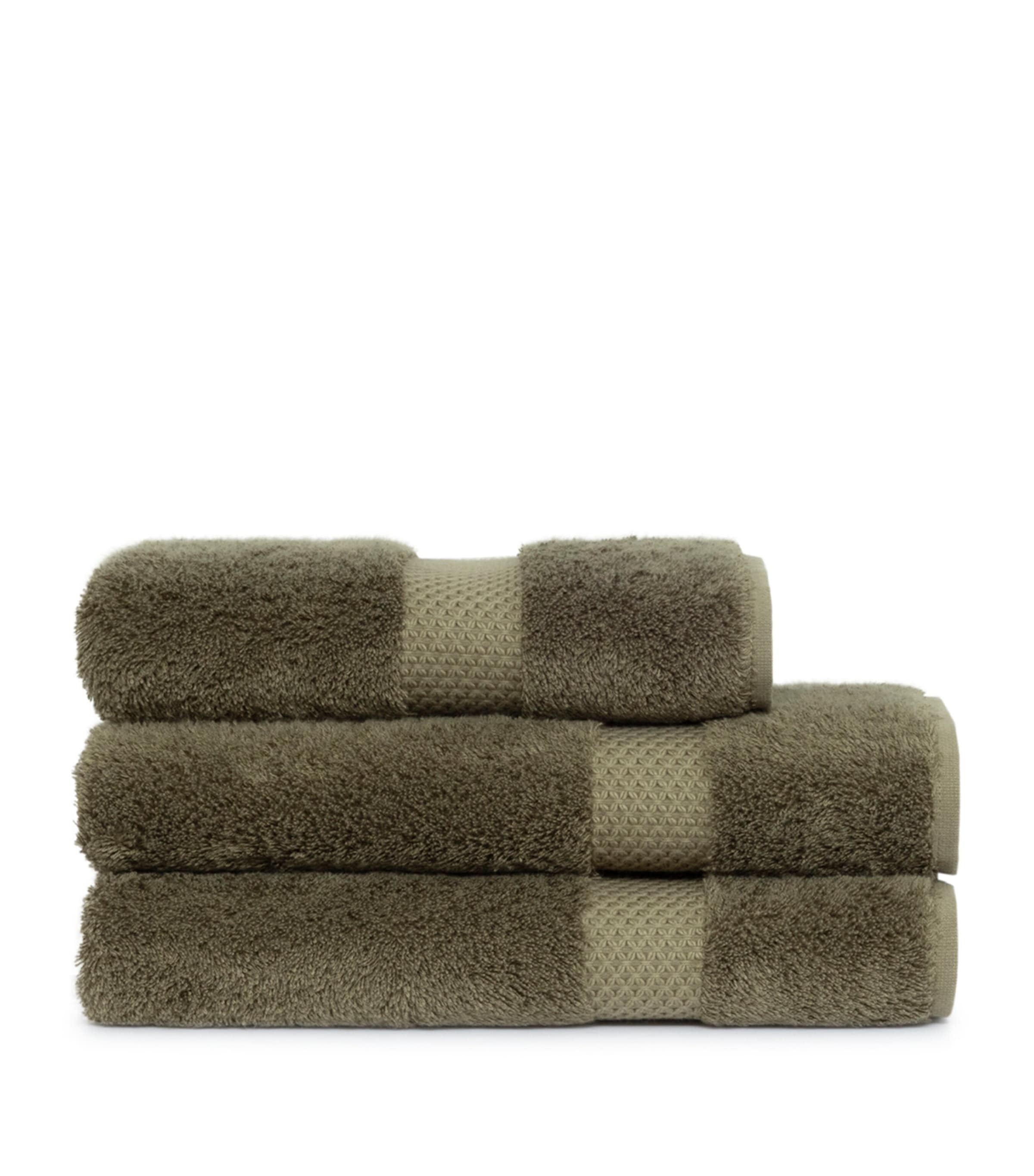 Yves Delorme Etoile Bath Towel (70cm x 140cm) Kaki Image 1