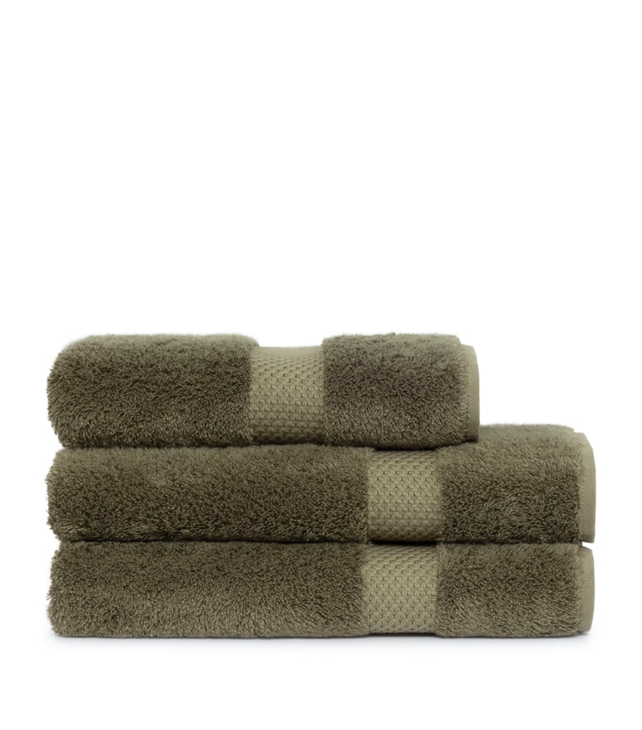 Yves Delorme Etoile Bath Towel (70cm x 140cm) Kaki Image 1
