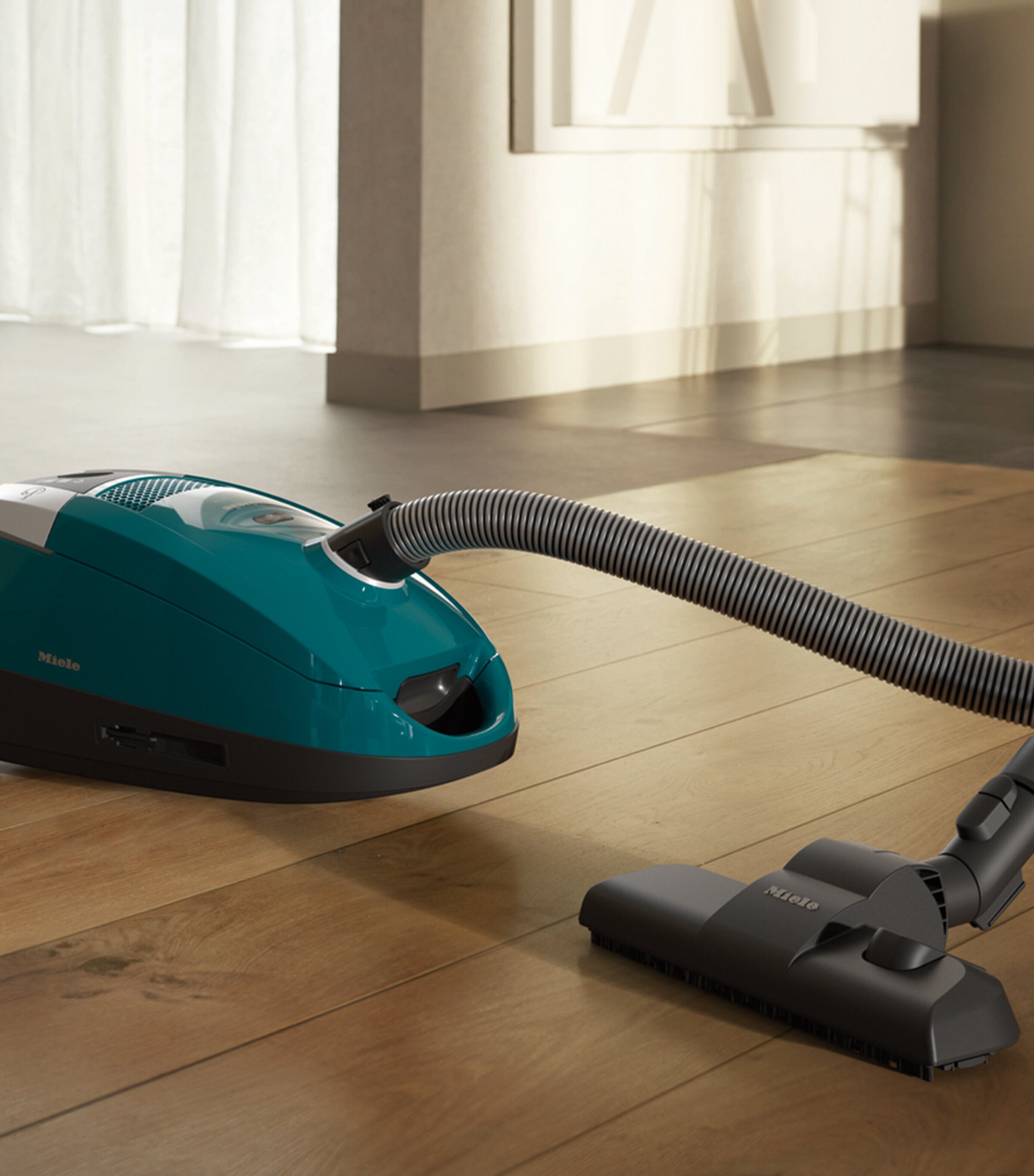 Miele Compact C2 Flex Vacuum Cleaner | Harrods US