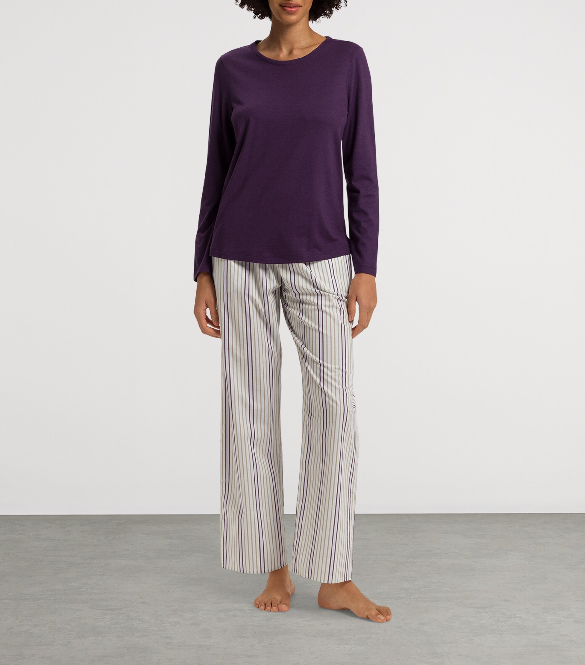 Hanro Cotton-Blend Long-Sleeve T-Shirt | Women Clothing | Tops | Loungewear | Lounge Bottoms | Workwear | Designers | Hanro | Nightwear Hanro Cotton-Blend Long-Sleeve T-Shirt | Women Clothing | Tops | Loungewear | Lounge Bottoms | Workwear | Designers | Hanro | Nightwear