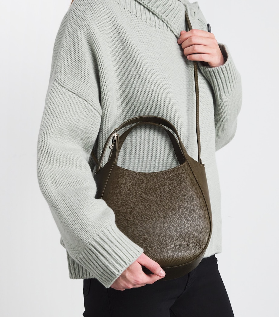 Small Leather Le Foulonné Top-Handle Bag M17 CAPER Image 5