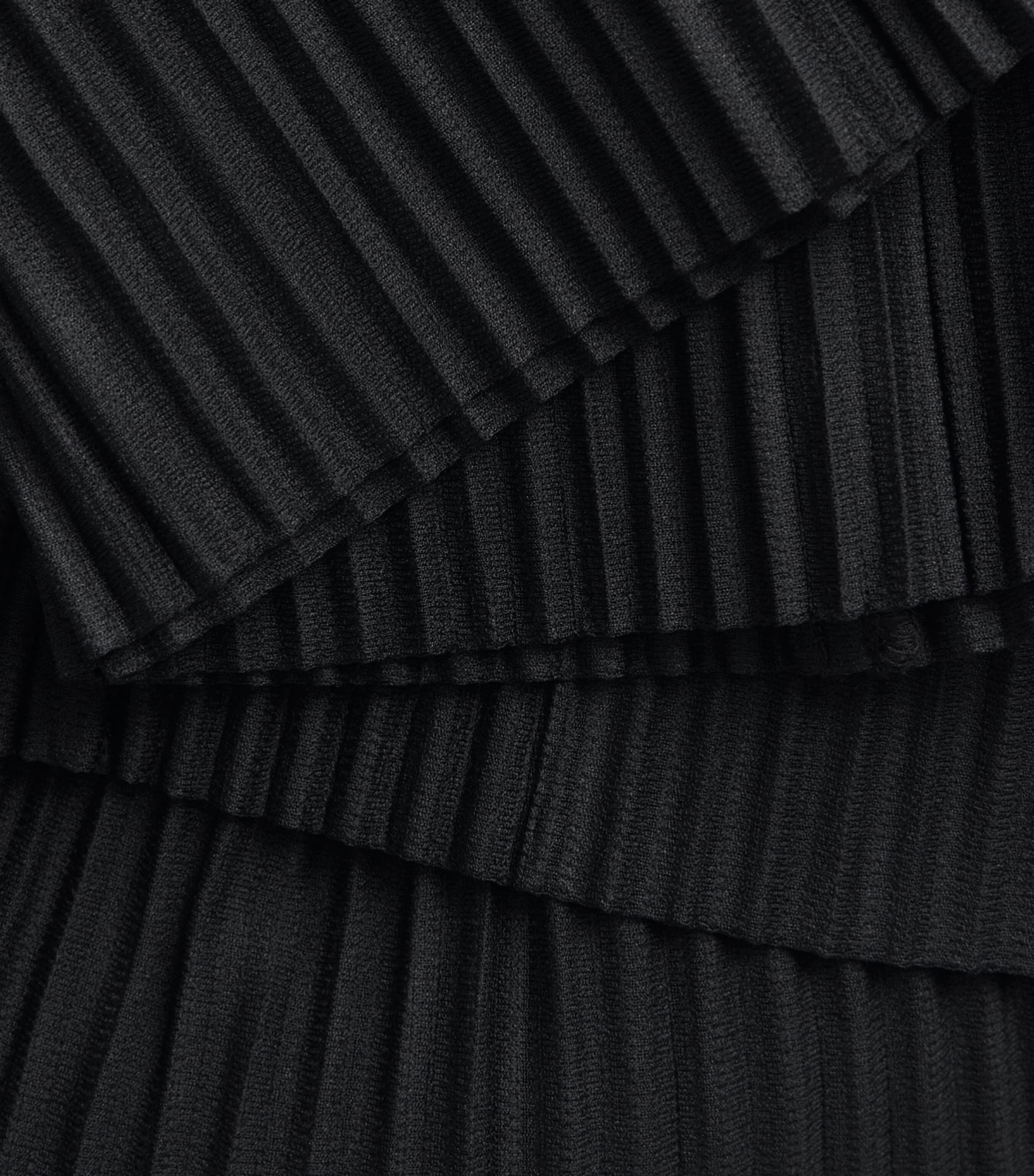 Homme Plissé Issey Miyake Mens Tailored Pleats Shorts Black Image 6