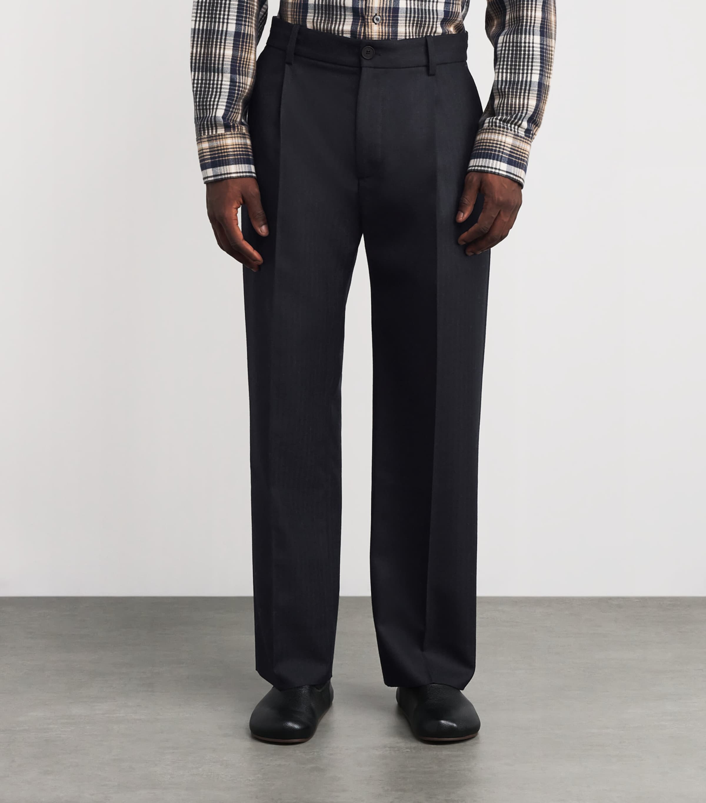 x Aaron Levine Wool Selby Trousers DARKEST NAVY Image 3