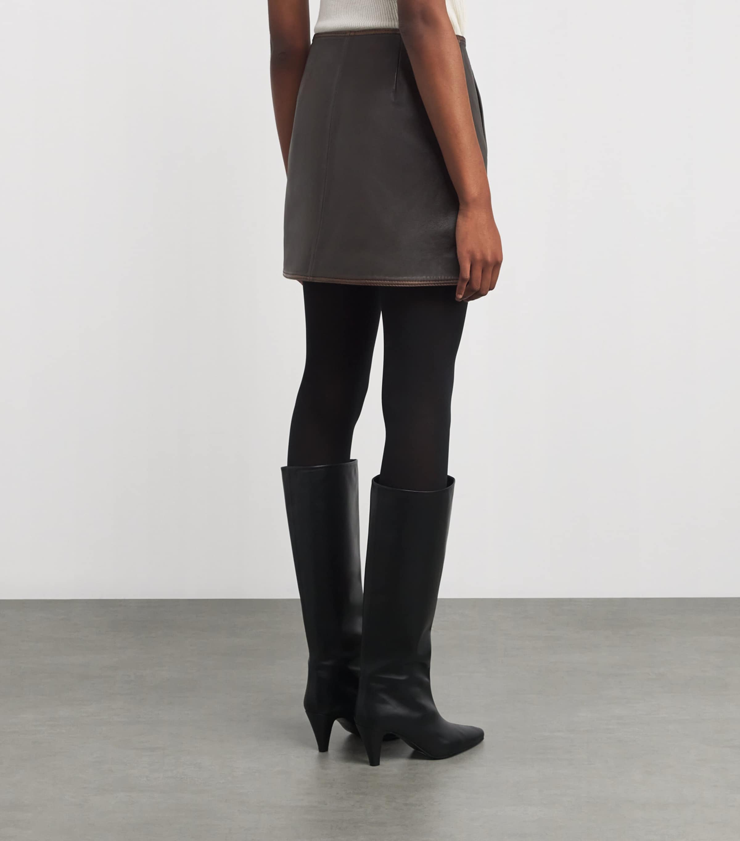 Leather Turn-Lock Mini Skirt BROWN Image 4