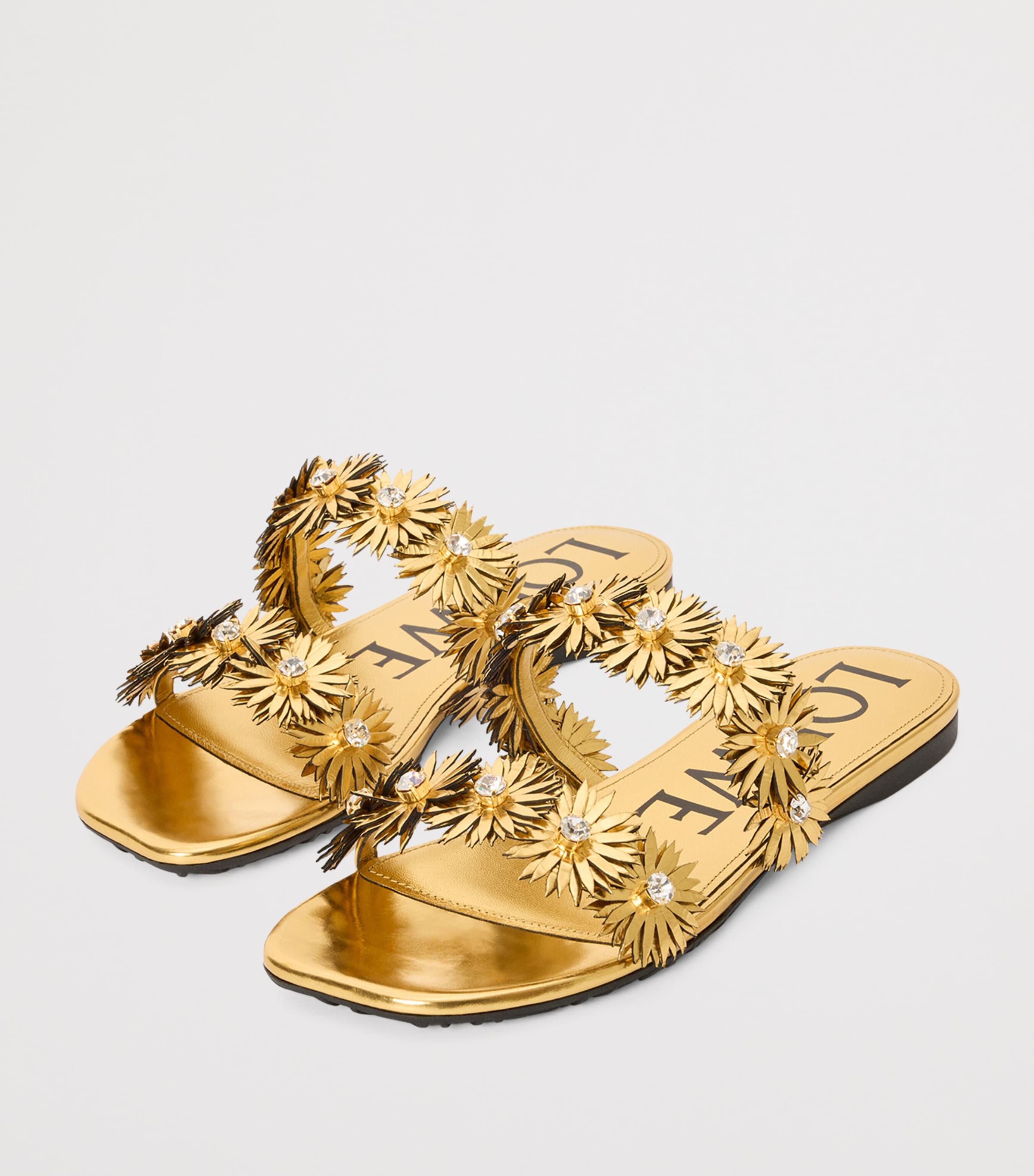 【LOEWE】Paula's Ibiza ペタル フラワー サンダル ターコイズ LOEWE x Paula's Ibiza Calfskin Flower Sandals | Harrods US
