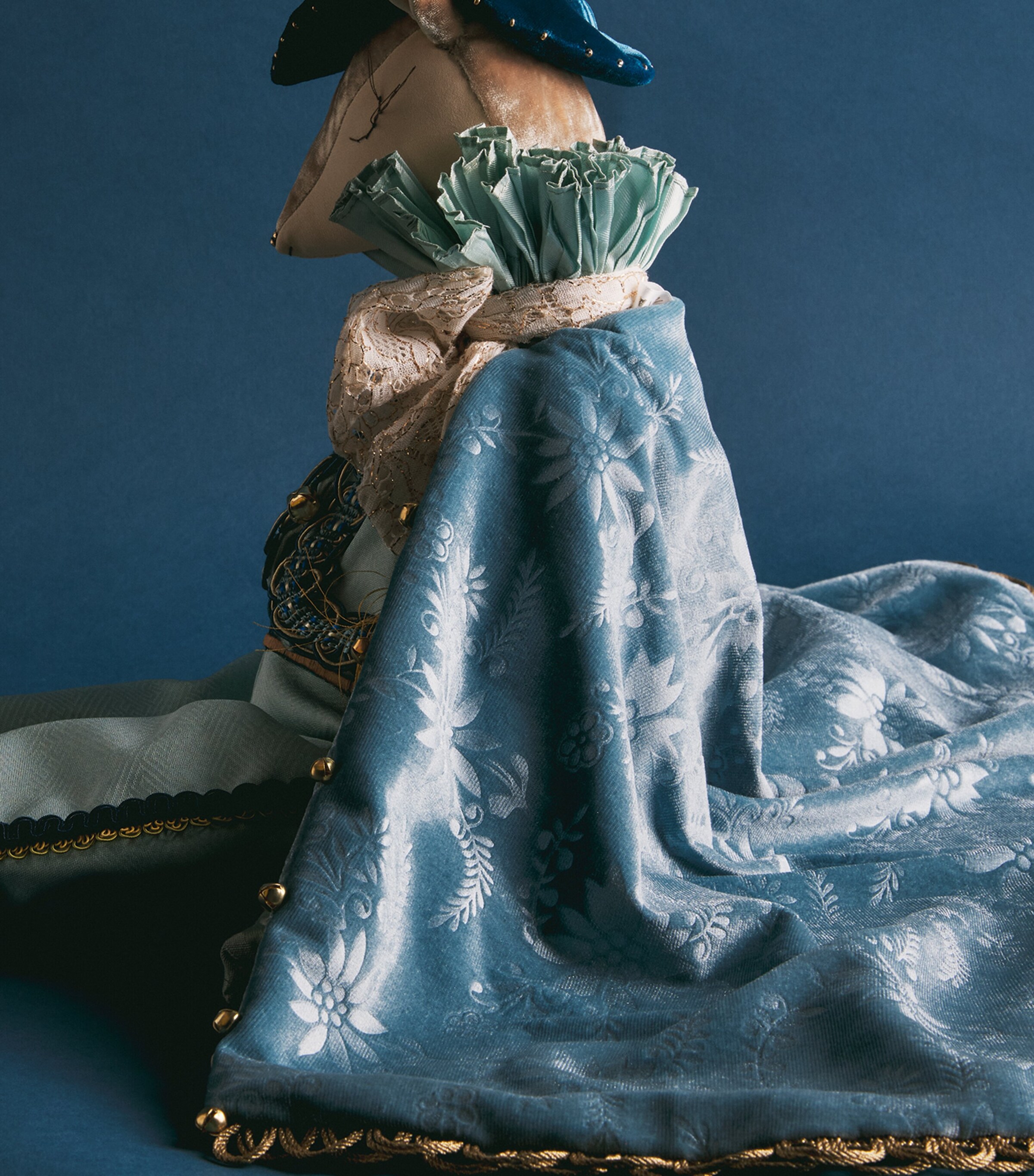 Alice Mary Lynch Deer Gentleman Ornament Teal/blue/gold Image 4