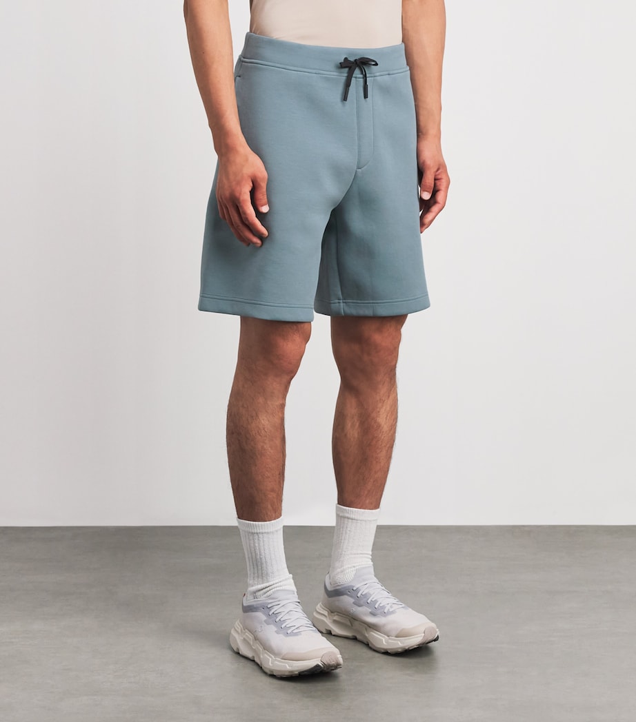 On Mens Focus Tech Shorts Agave Image 4