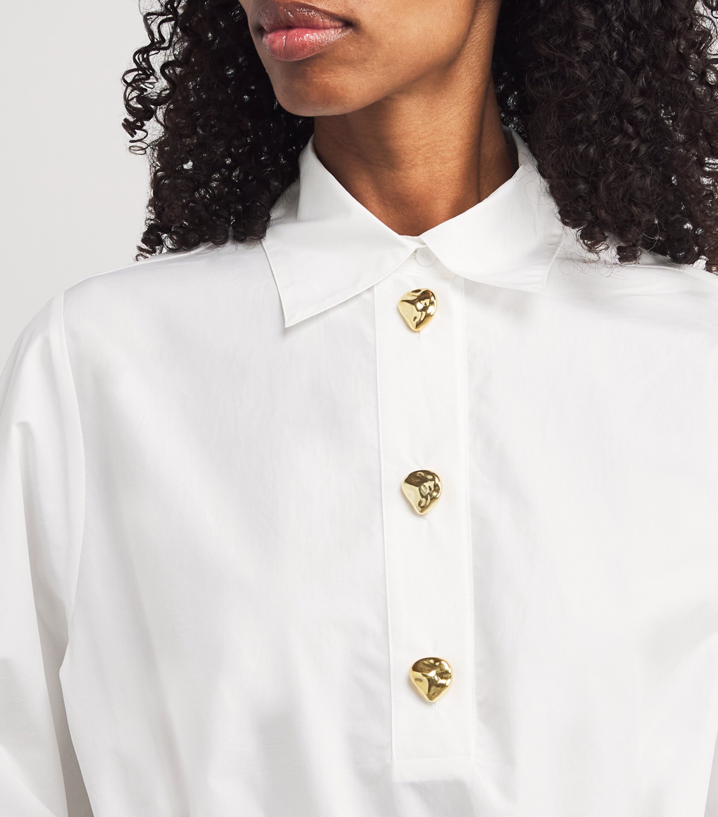 【新品】FABIANA FILLIPPI 長袖襟付きシャツ ホワイト　美品 新品】FABIANA FILLIPPI 長袖襟付きシャツ ホワイト 美品 トップス