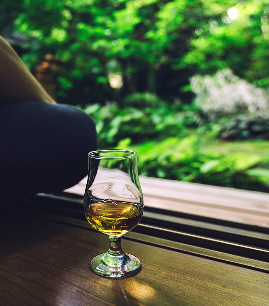 Hakushu Distiller's Reserve Whisky (70cl) NO COLOUR Image 2