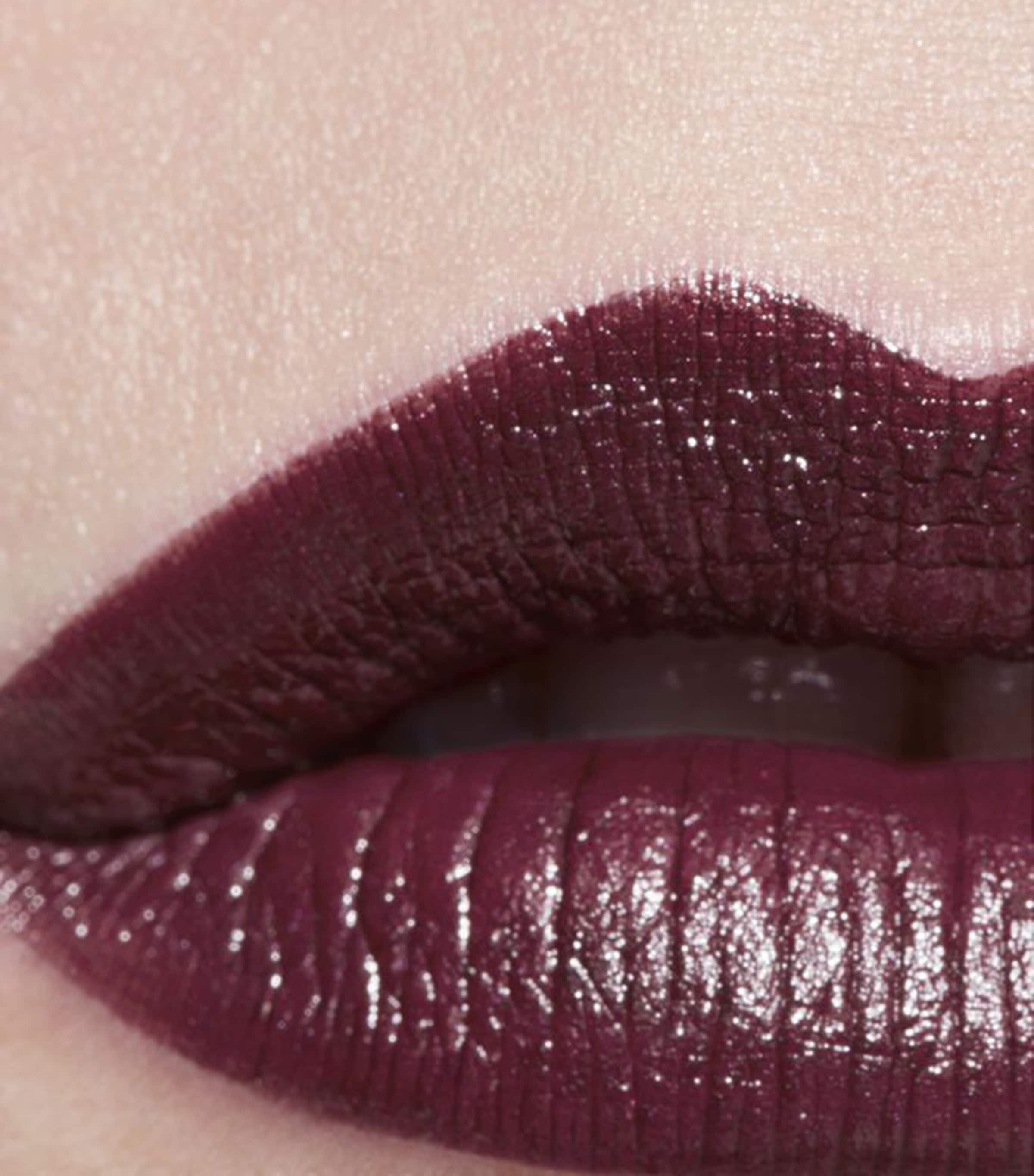 ROUGE ALLURE ROUGE ALLURE Luminous Intense Lip Colour Rouge Noir 109 ROUGE NOIR Image 5