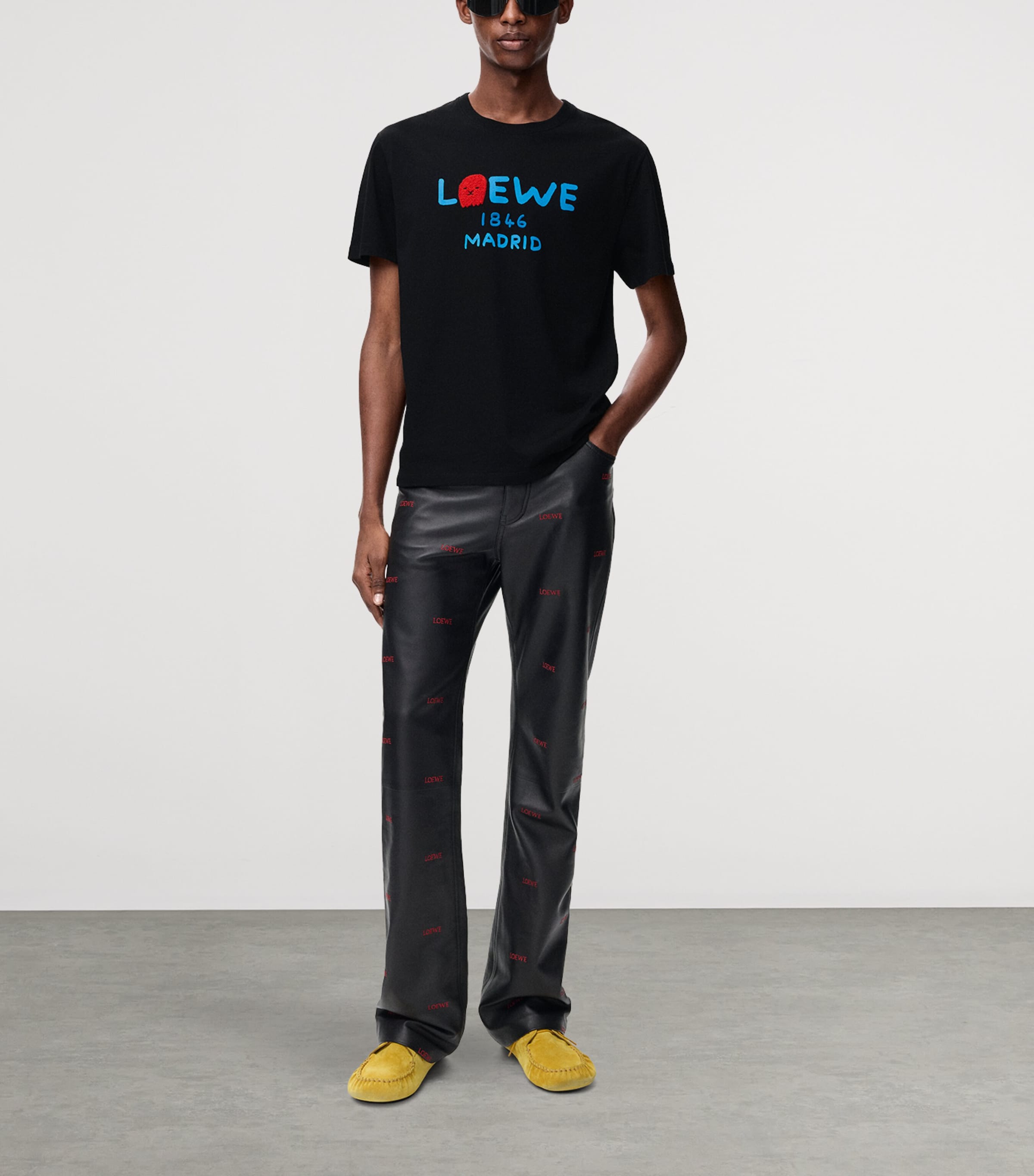 LOEWE Mens Cotton Relaxed Lion T-Shirt Black Image 2