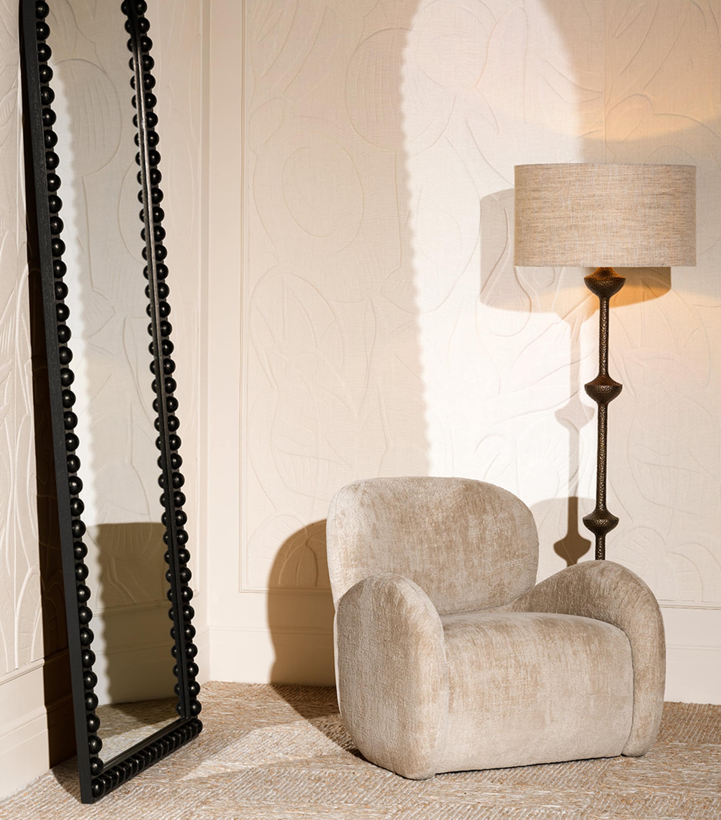 Eichholtz Lucente Floor Lamp Brass Image 2