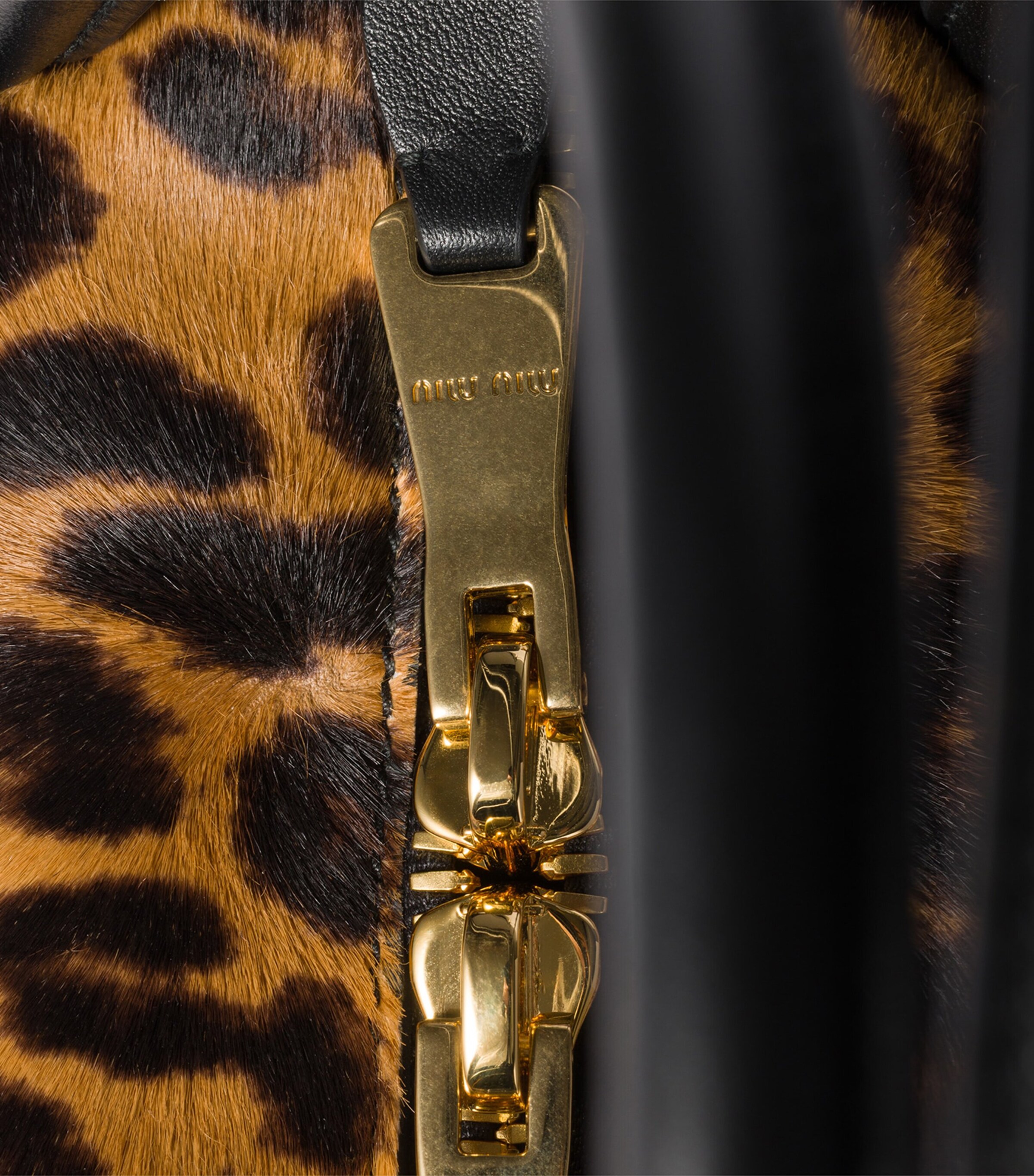 Calf Hair Leopard Beau Top-Handle Bag F0151 Image 5