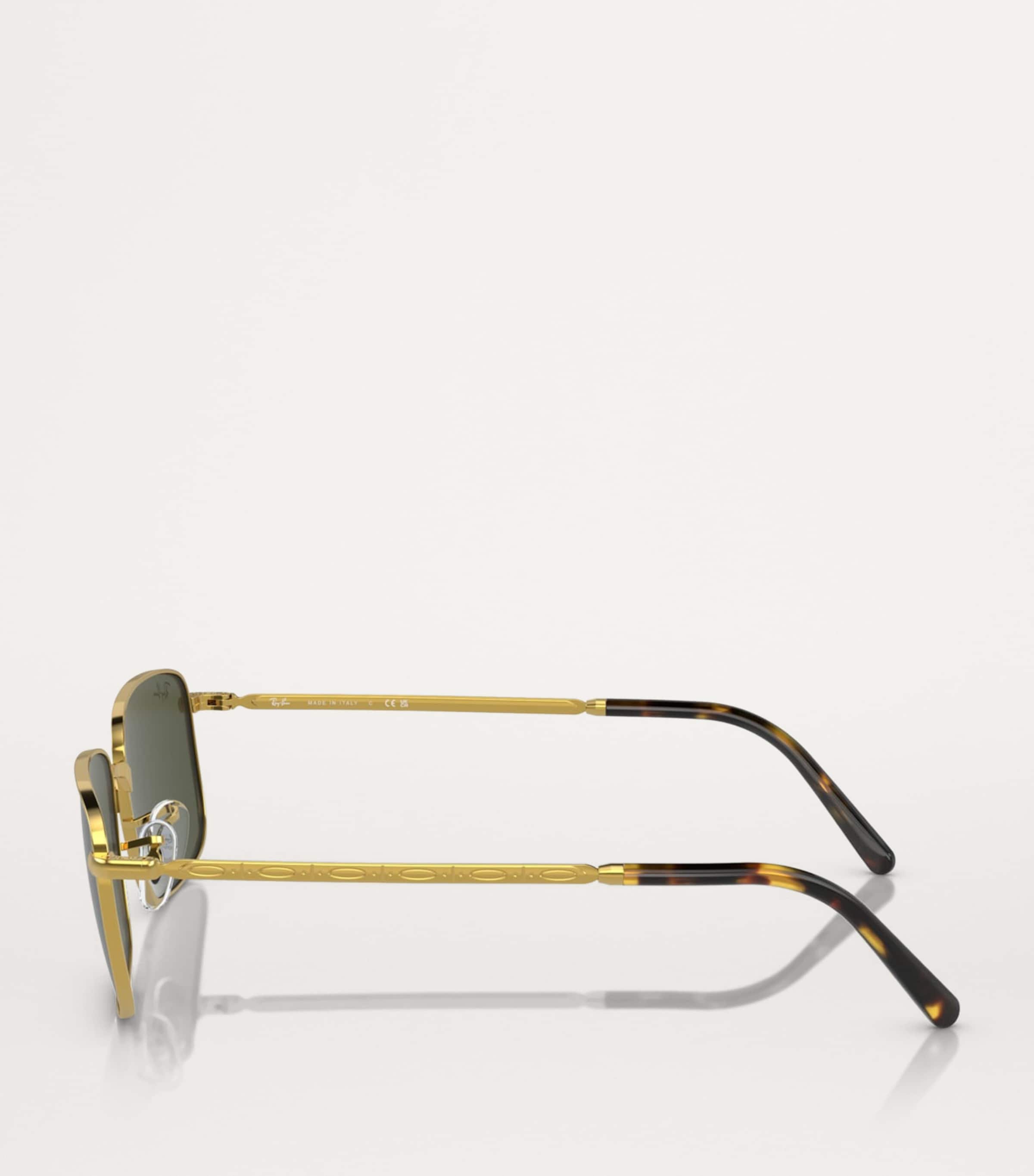 Ray-Ban Metal 0RB3717 Sunglasses Image 3