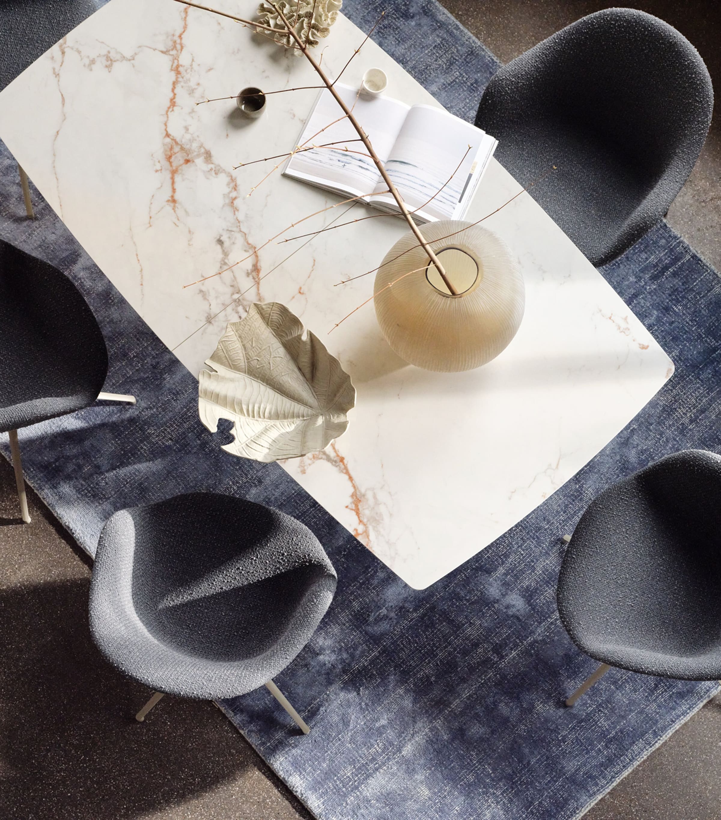 BoConcept Ceramic Alicante Extendable Dining Table Wht / Matt Ash Gry Image 4