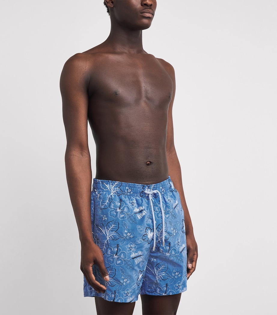 Vilebrequin Mens Embroidered Mistral Swim Shorts Faience Image 3