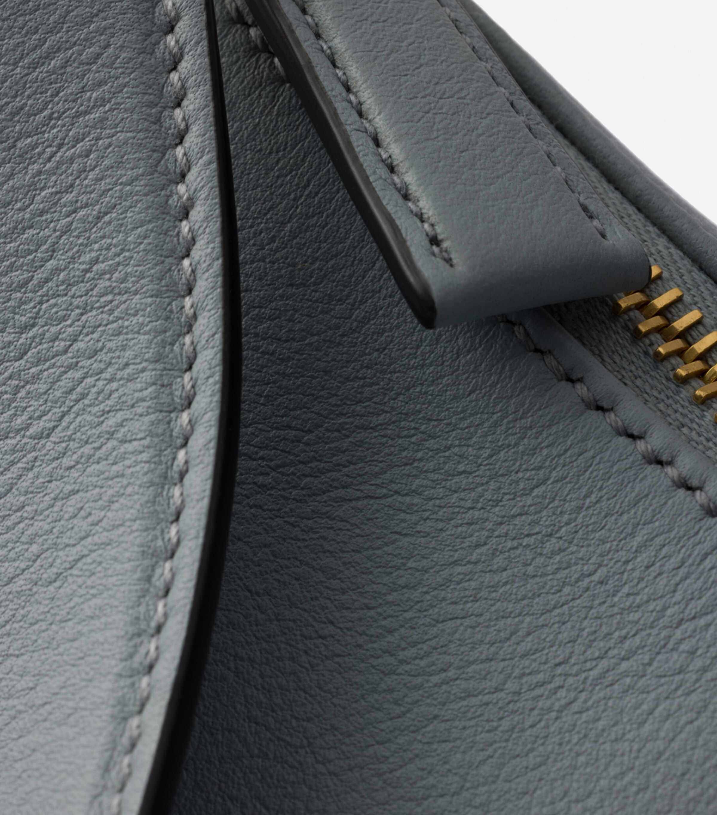 Medium Leather Aimée Shoulder Bag F04F1 Image 5