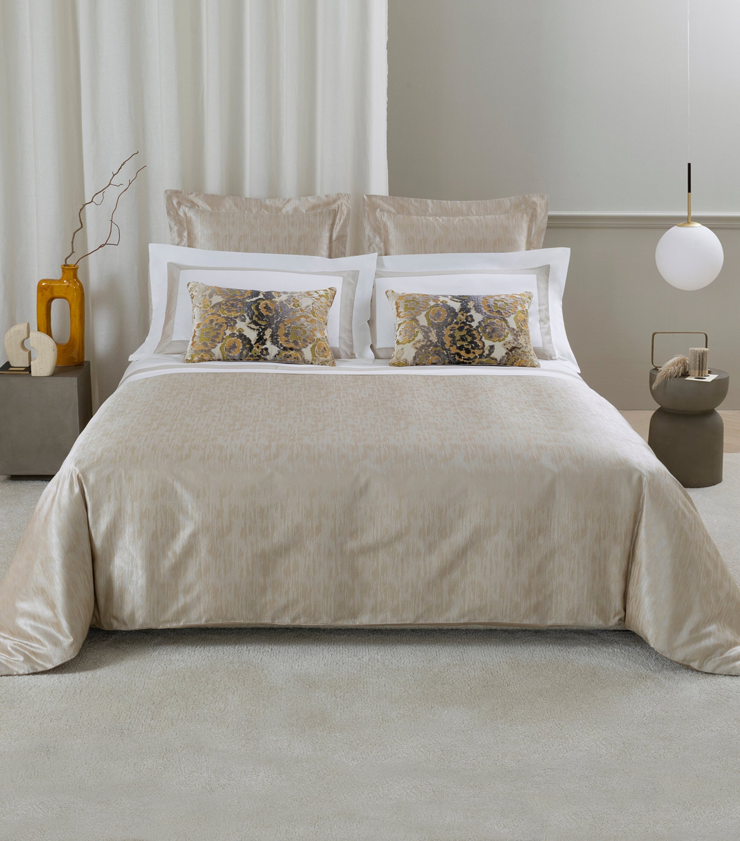Frette Collector Decorative Cushion (40cm x 60cm) Amber Glow Image 5