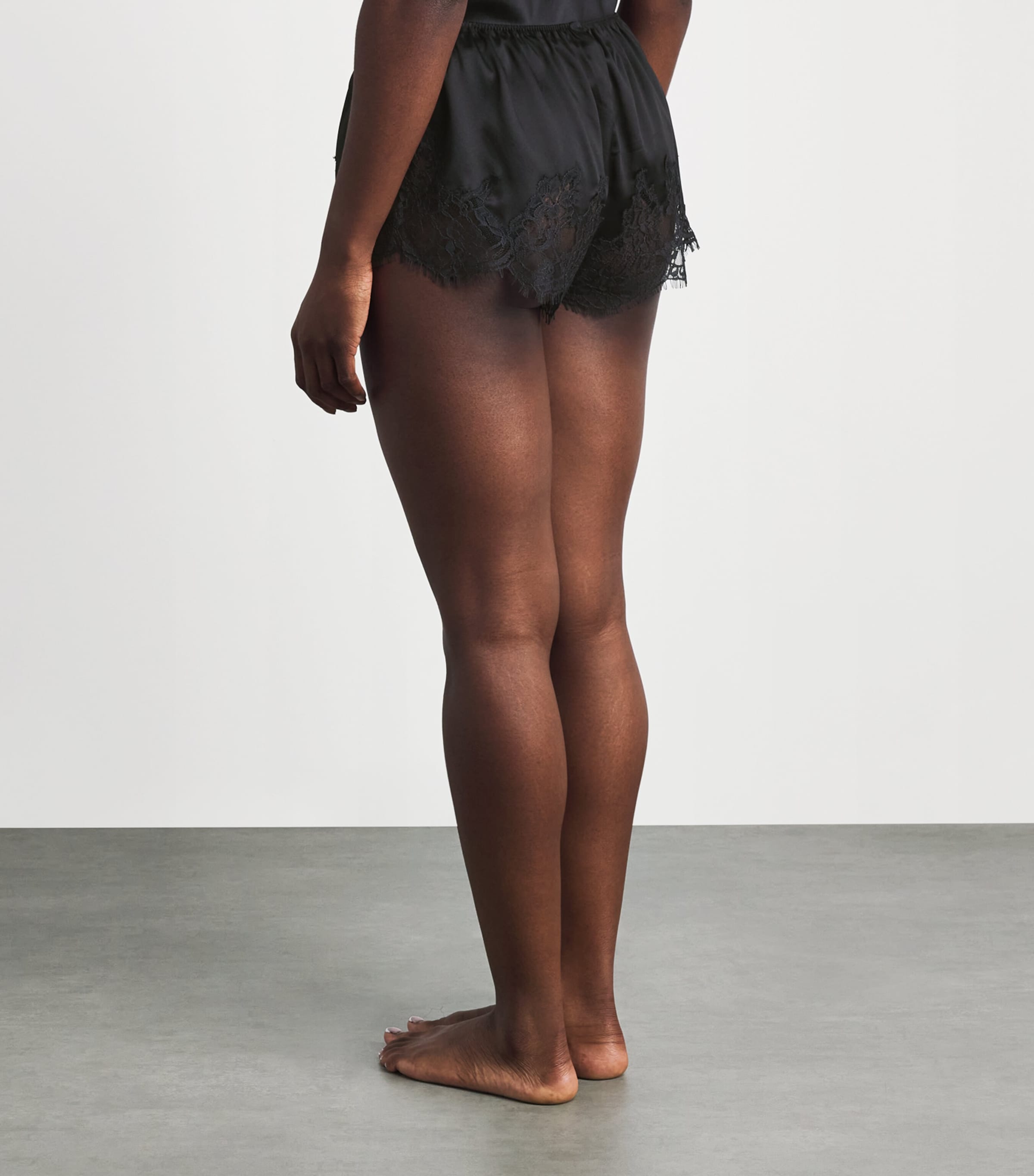 Skims Womens Stretch-Silk Lace-Trim Shorts Onyx Image 5