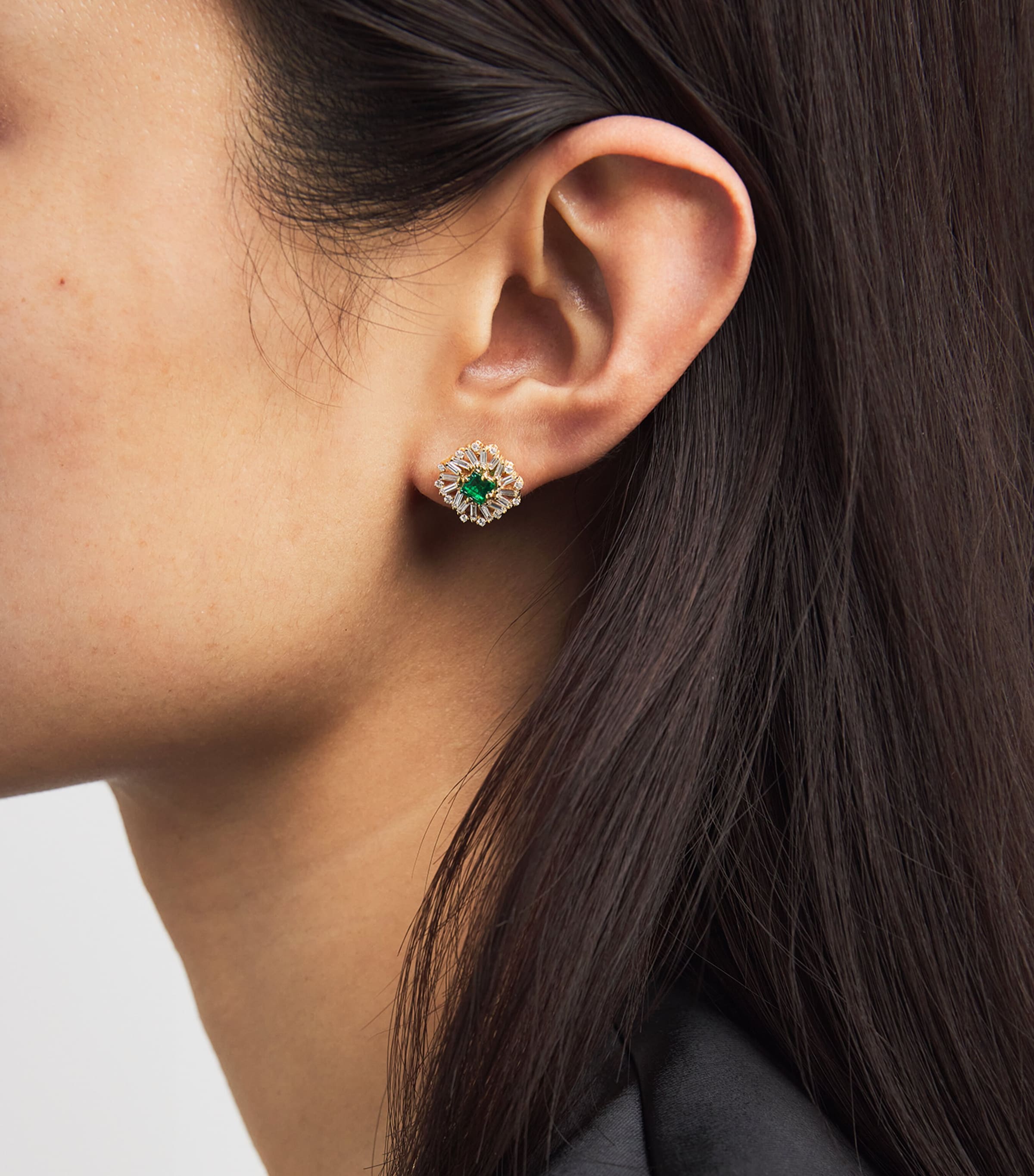 Suzanne Kalan Yellow Gold, Diamond and Emerald Flower Stud Earrings Yg/emer Image 2