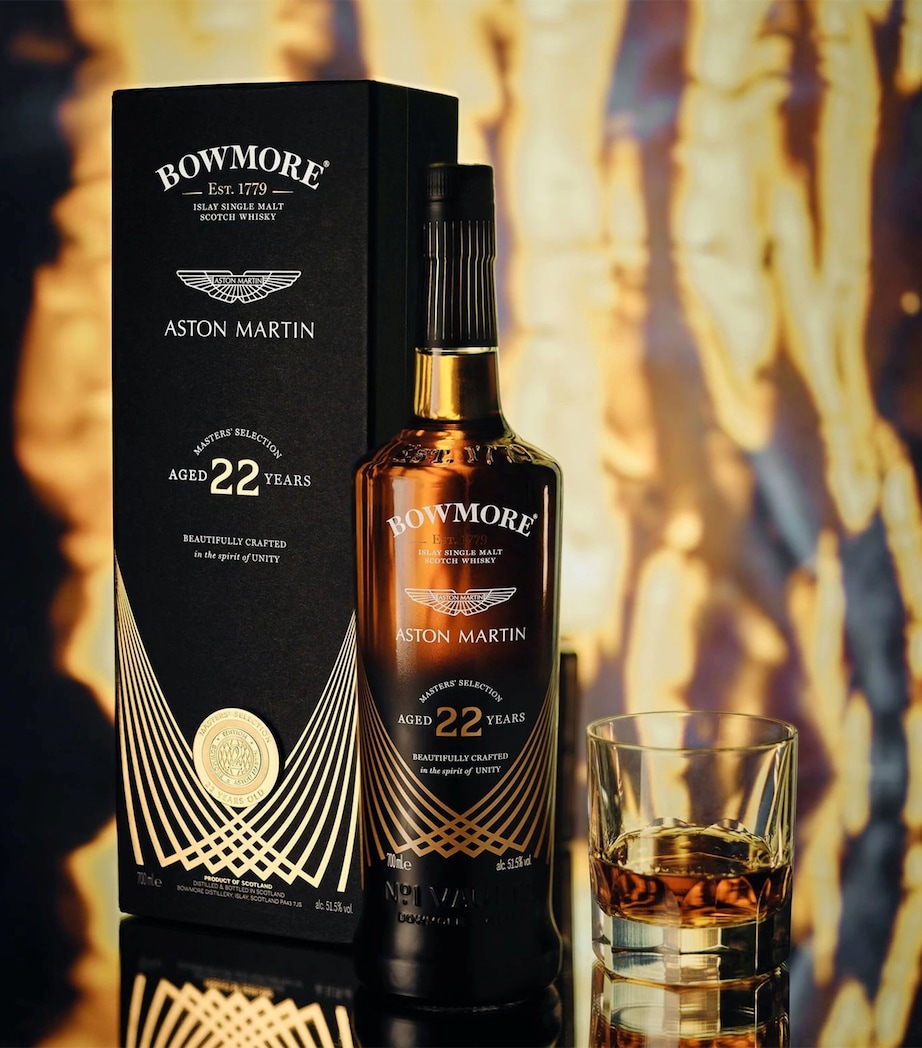 22-Year-Old Aston Martin Master’s Whiskey (70cl) NO COLOUR Image 3