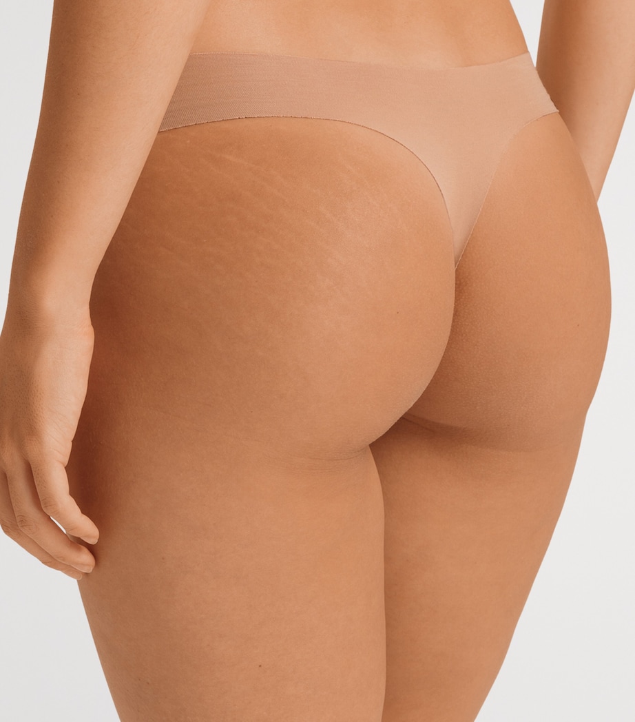 Invisible Cotton Thong BEIGE Image 4