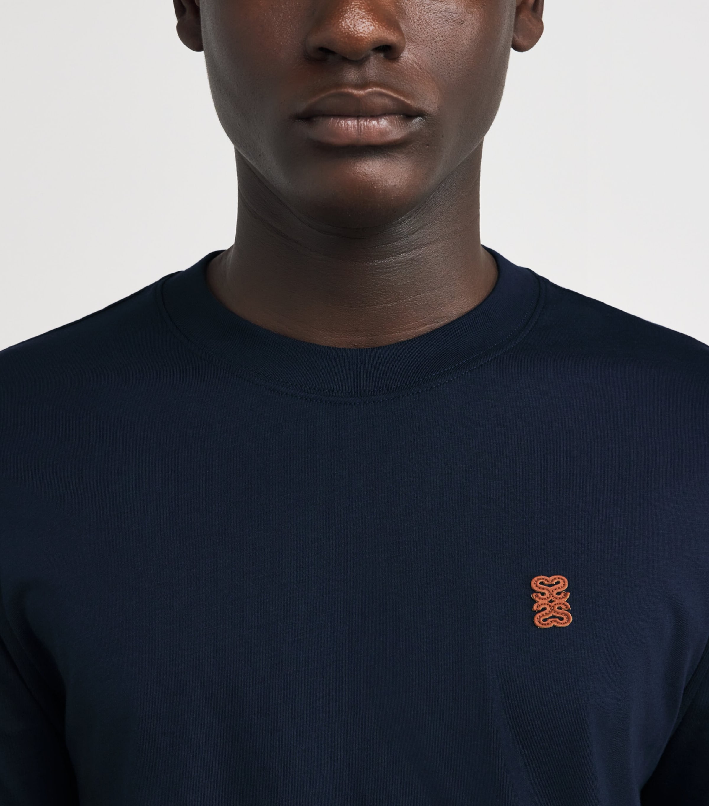 Cotton Logo-Patch T-Shirt NAVY BLUE Image 6