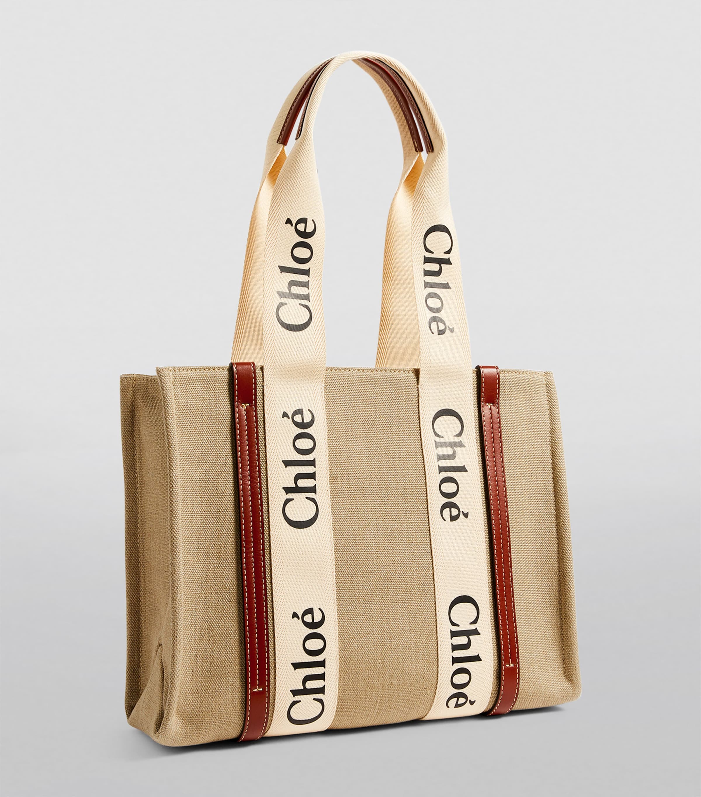 Chloé Medium Woody Tote Bag | Harrods HK